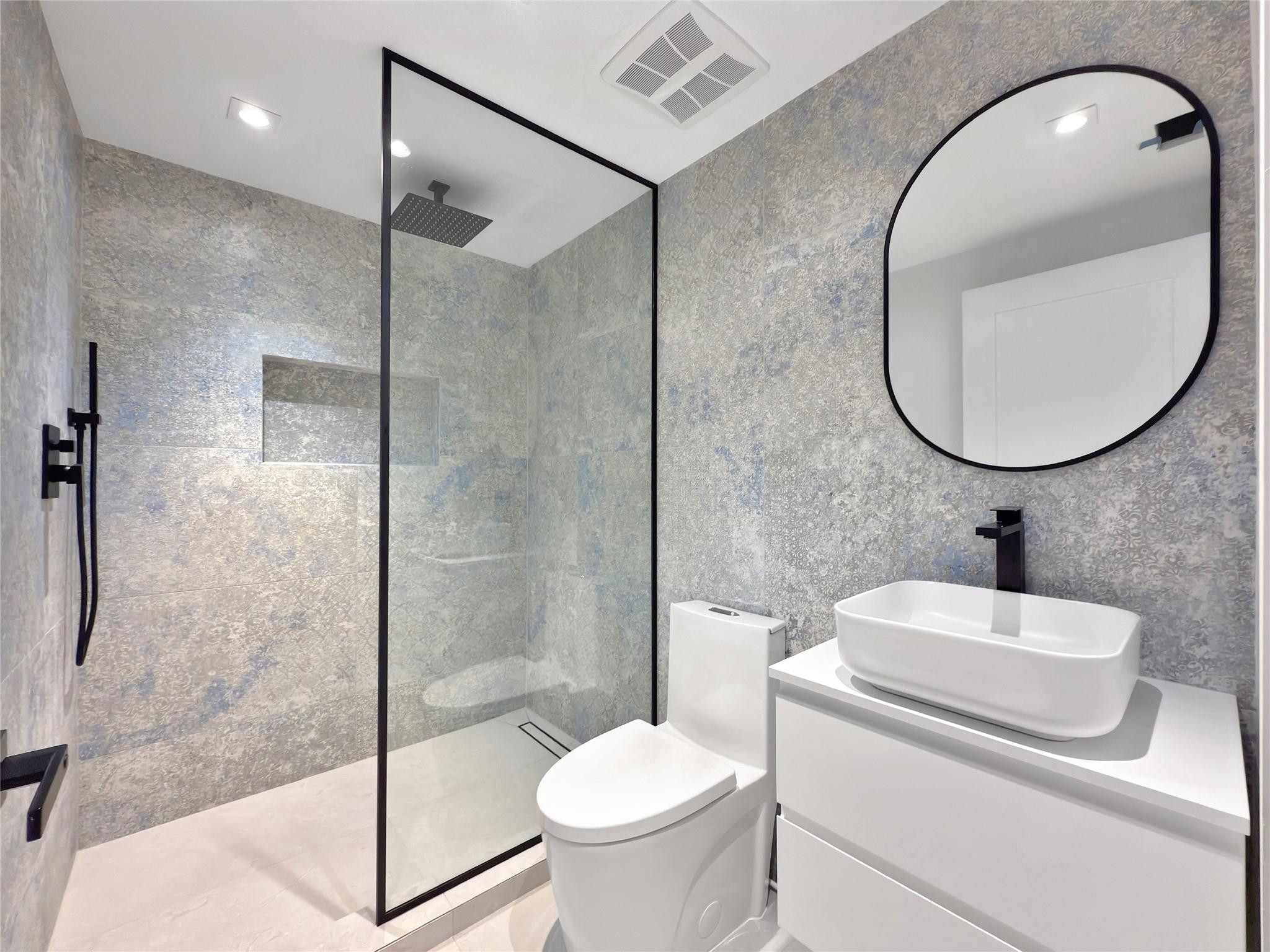 729 NE 17th, Fort Lauderdale FL 33304