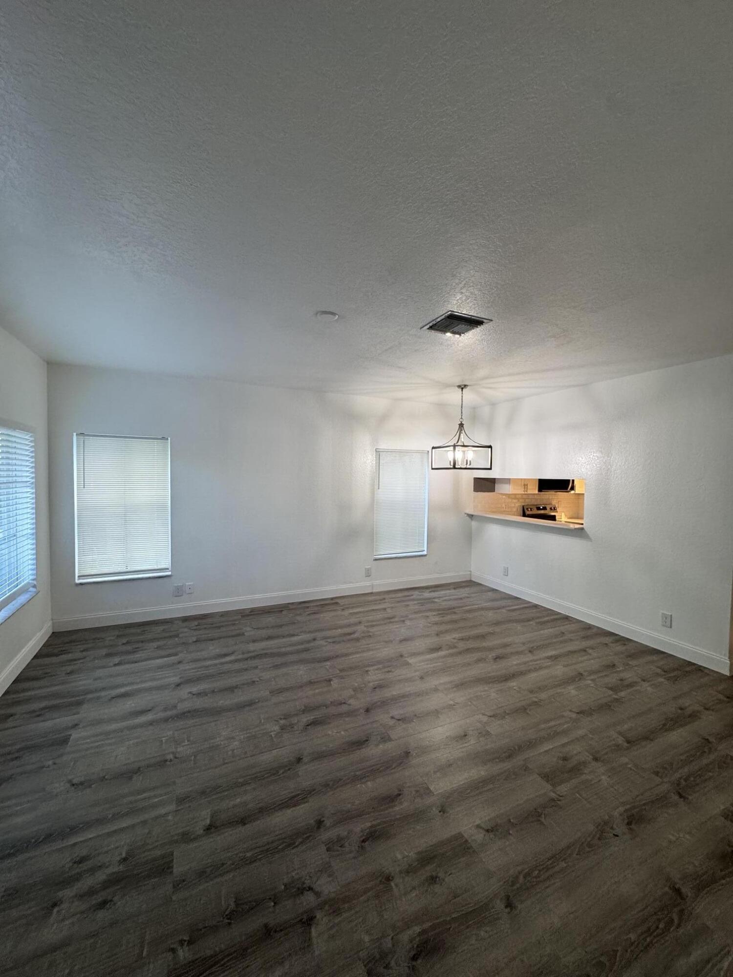 1193 Colonial Palms, West Palm Beach FL 33406