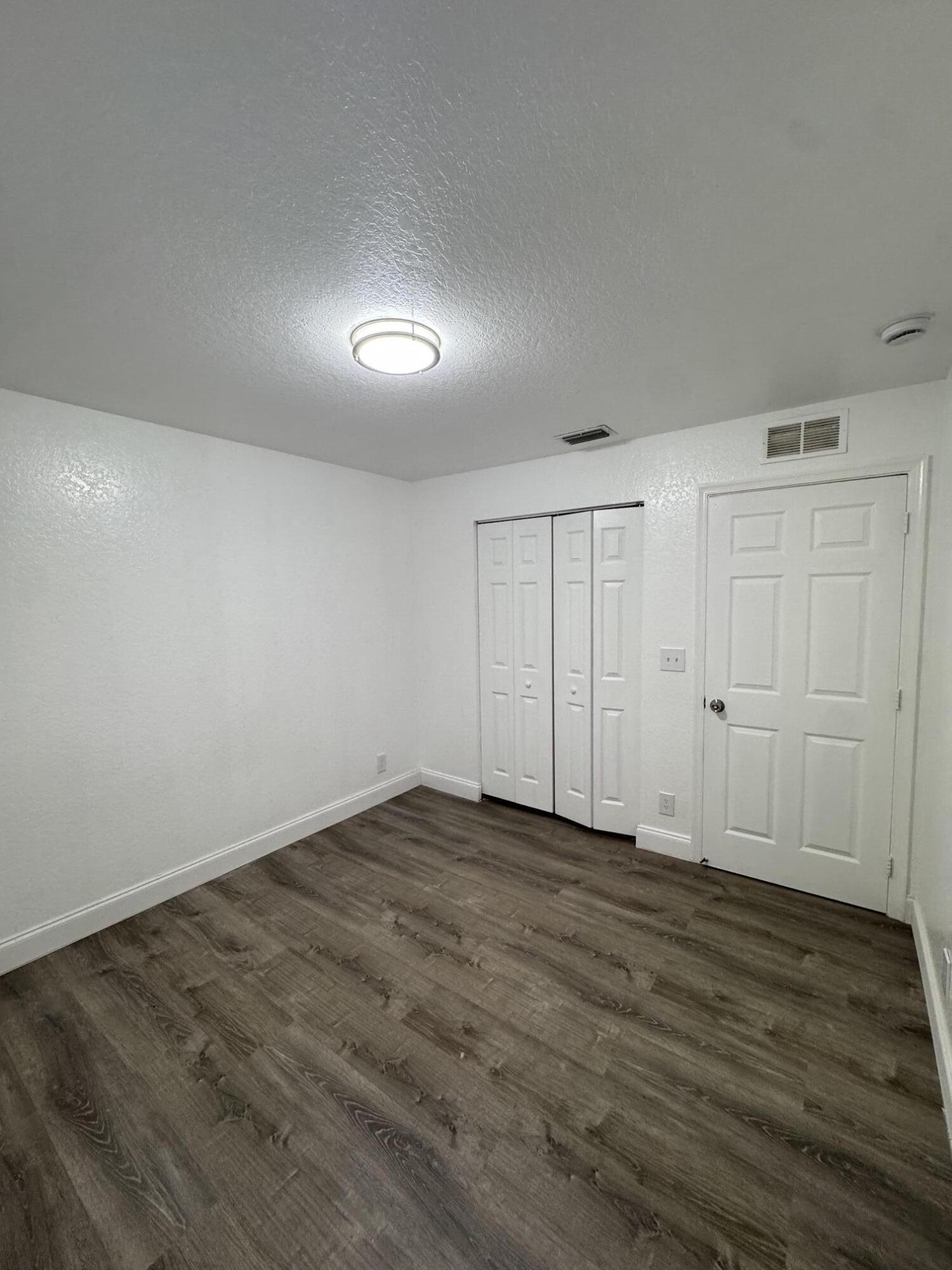 1193 Colonial Palms, West Palm Beach FL 33406