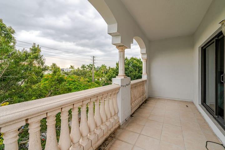 540 NE 17th, Fort Lauderdale FL 33301