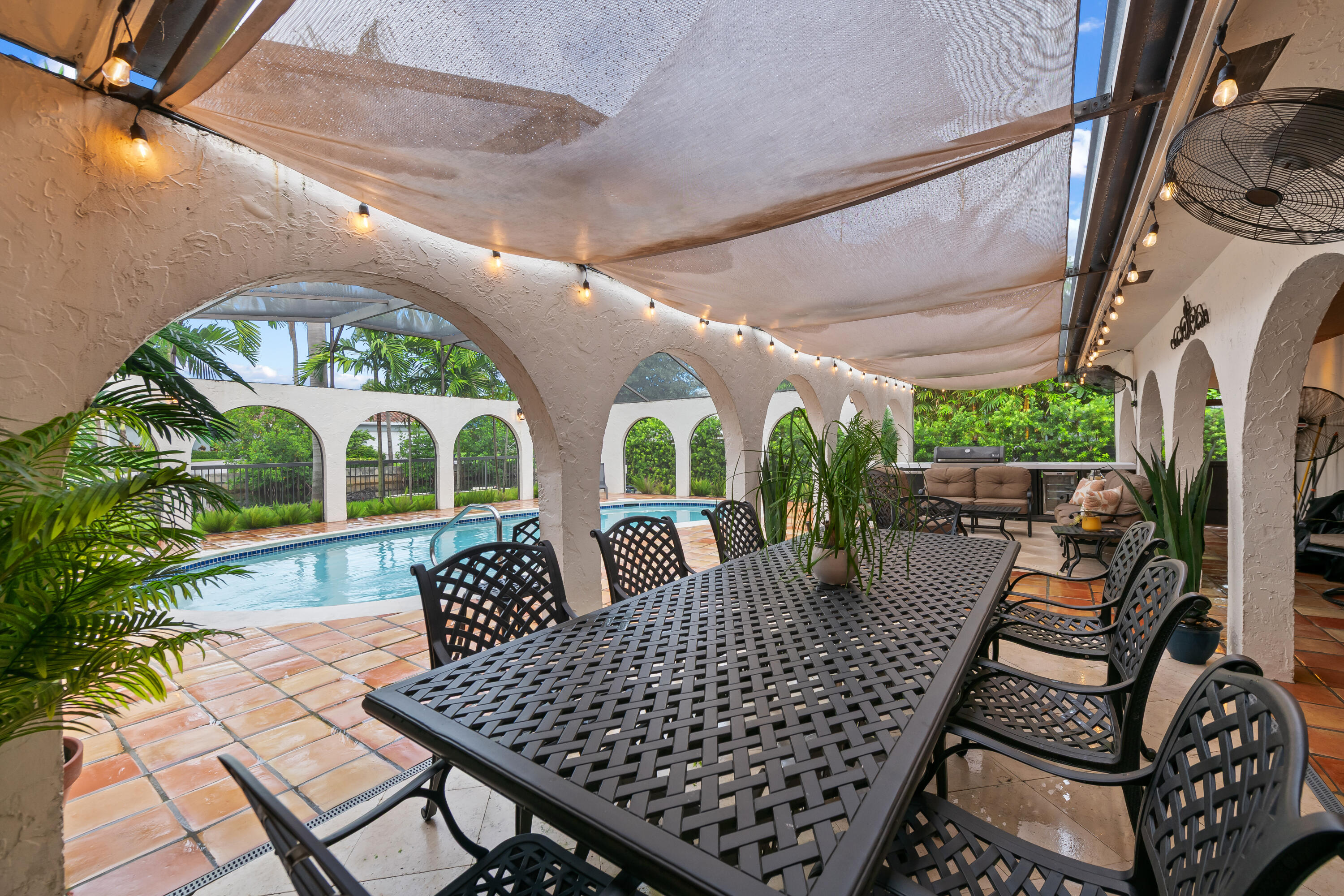 2461 SW 27TH, Fort Lauderdale FL 33312