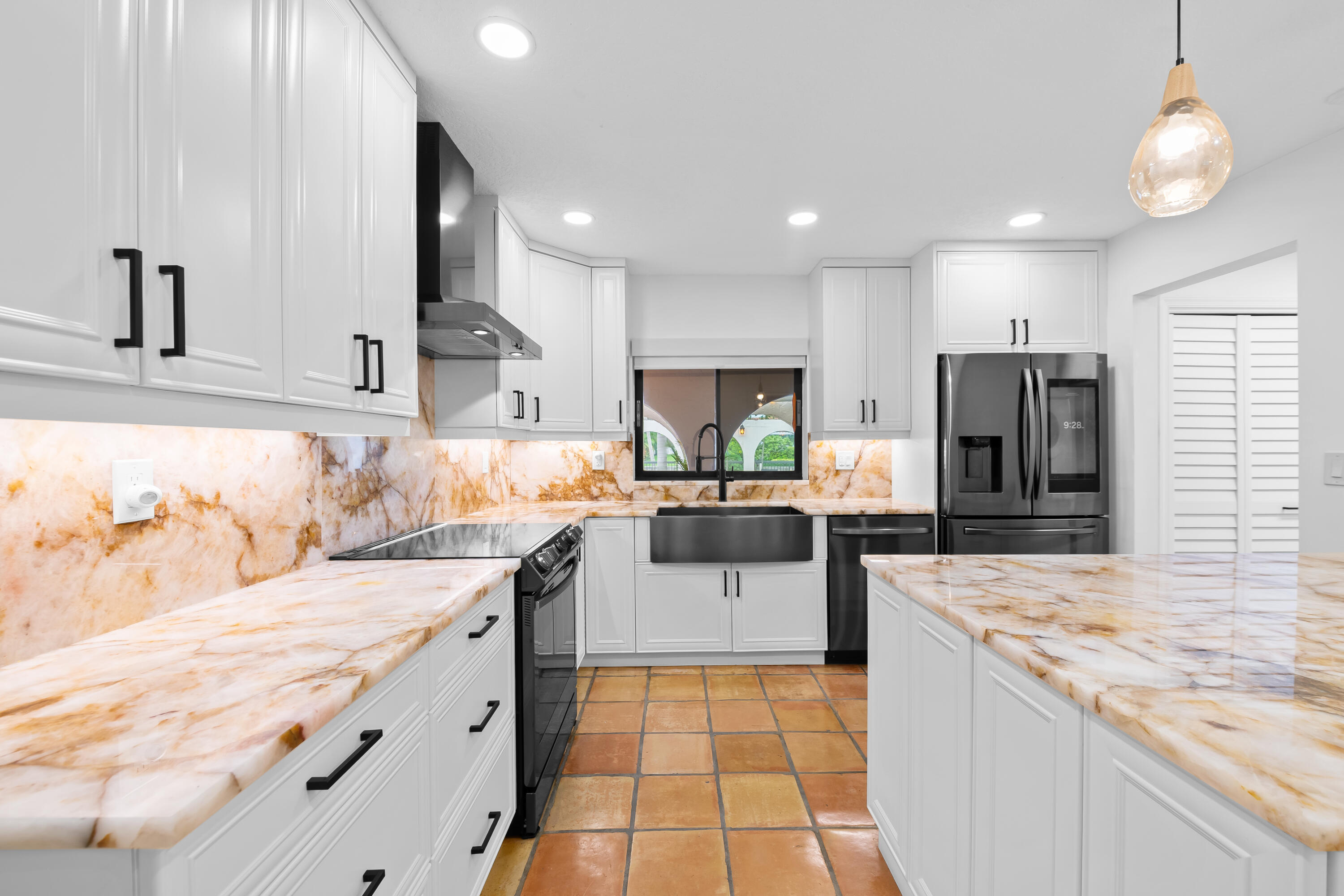 2461 SW 27TH, Fort Lauderdale FL 33312