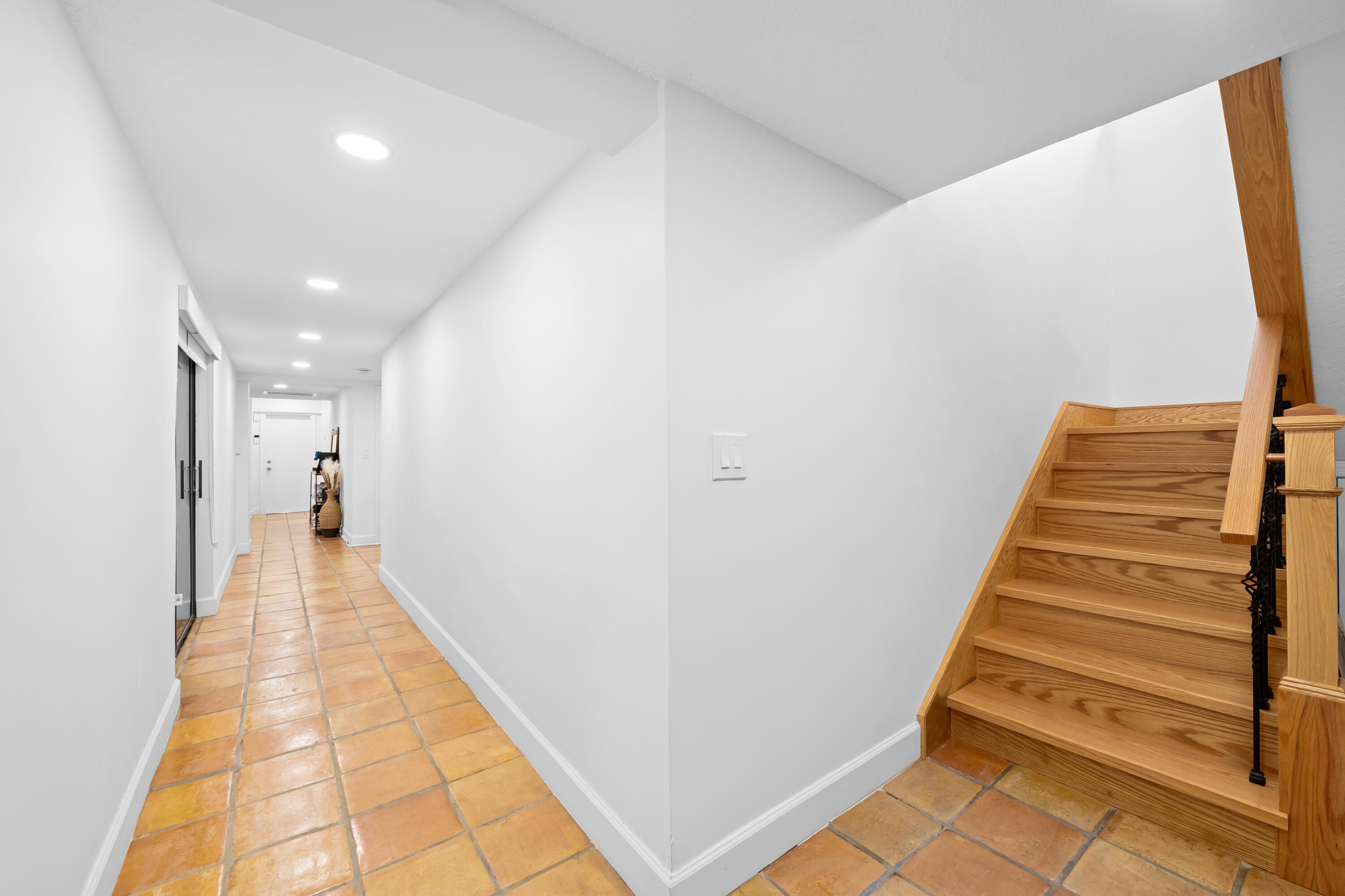 2461 SW 27TH, Fort Lauderdale FL 33312