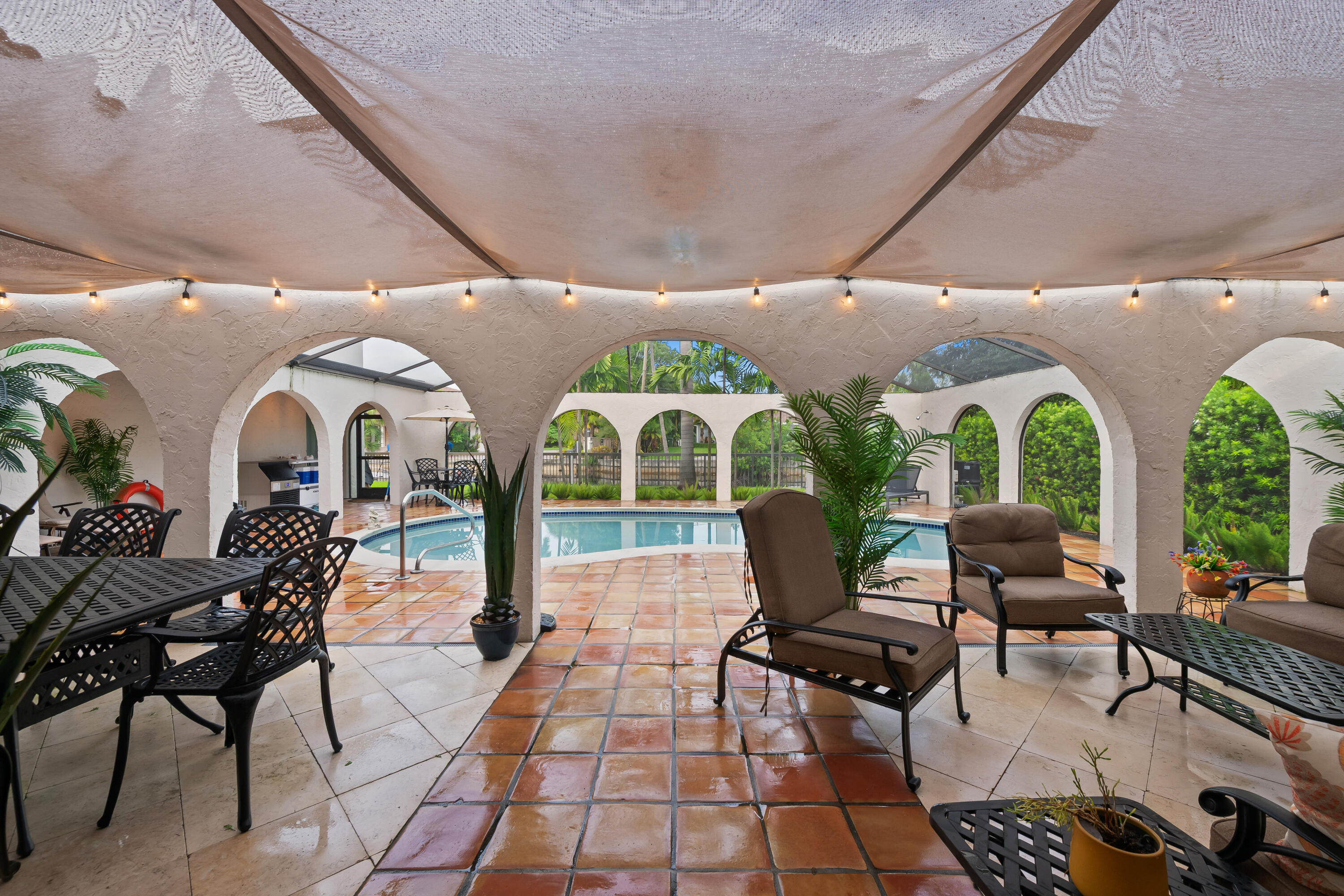 2461 SW 27TH, Fort Lauderdale FL 33312