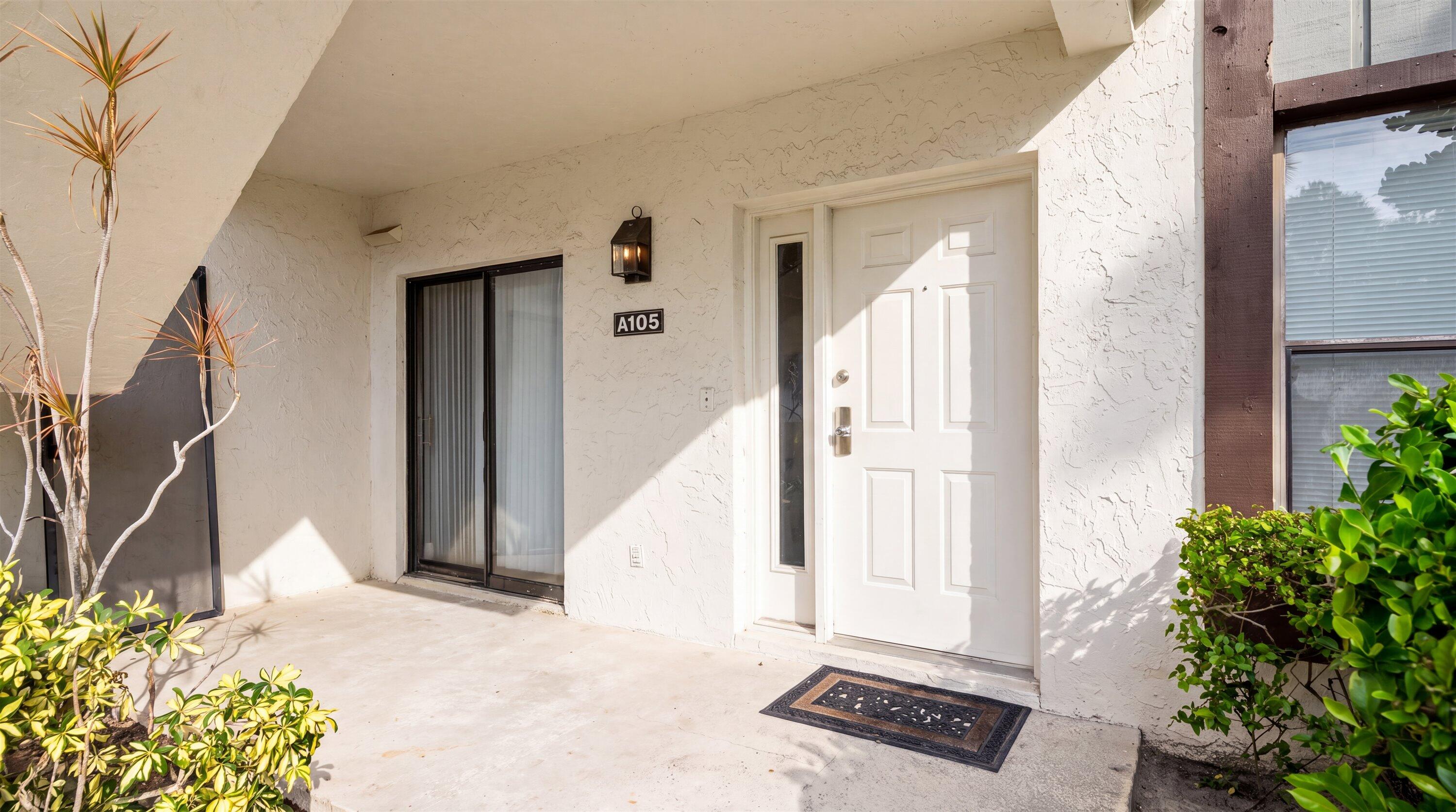 13329 Polo Club #105, Wellington FL 33414