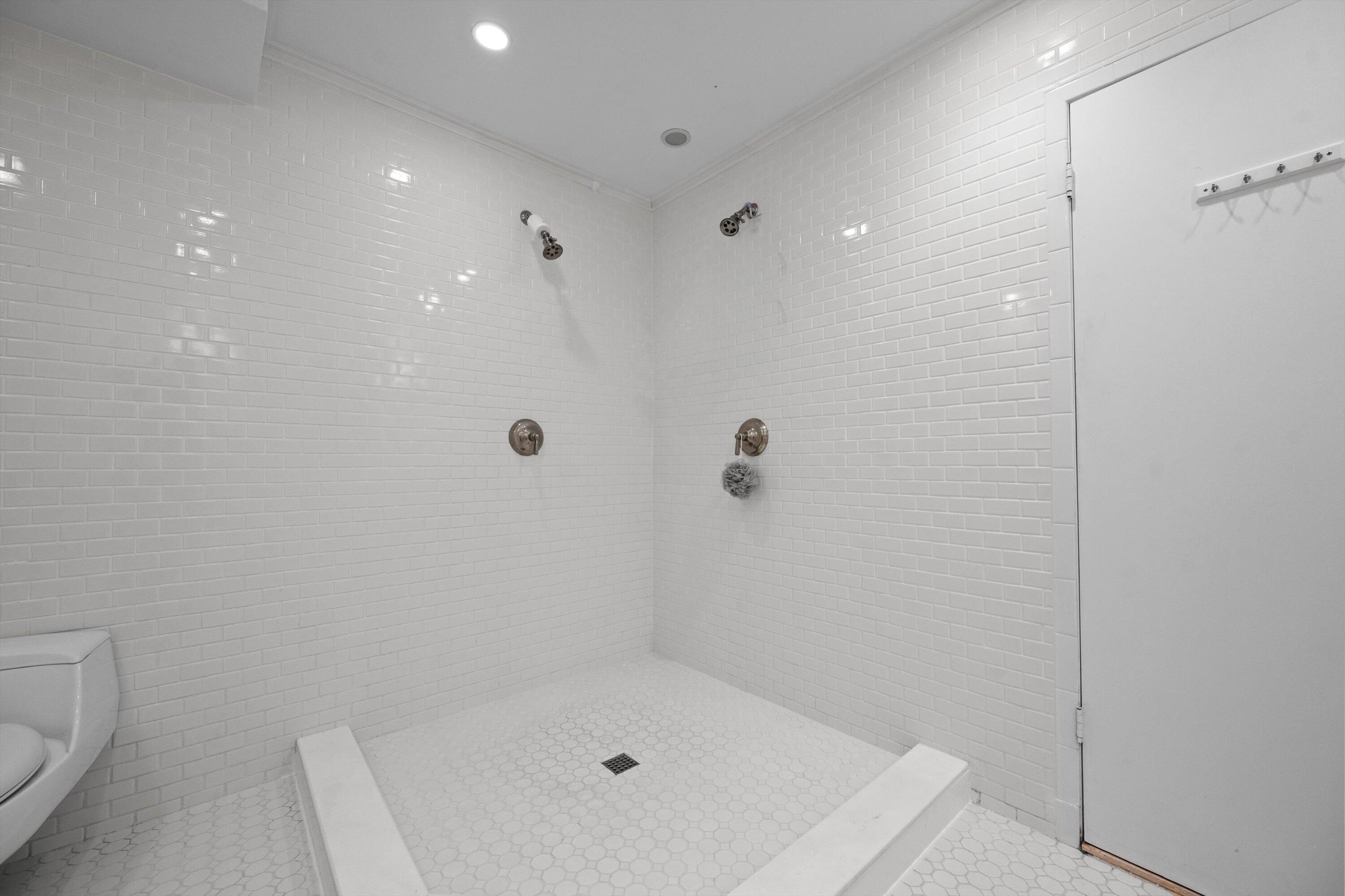 13329 Polo Club #105, Wellington FL 33414