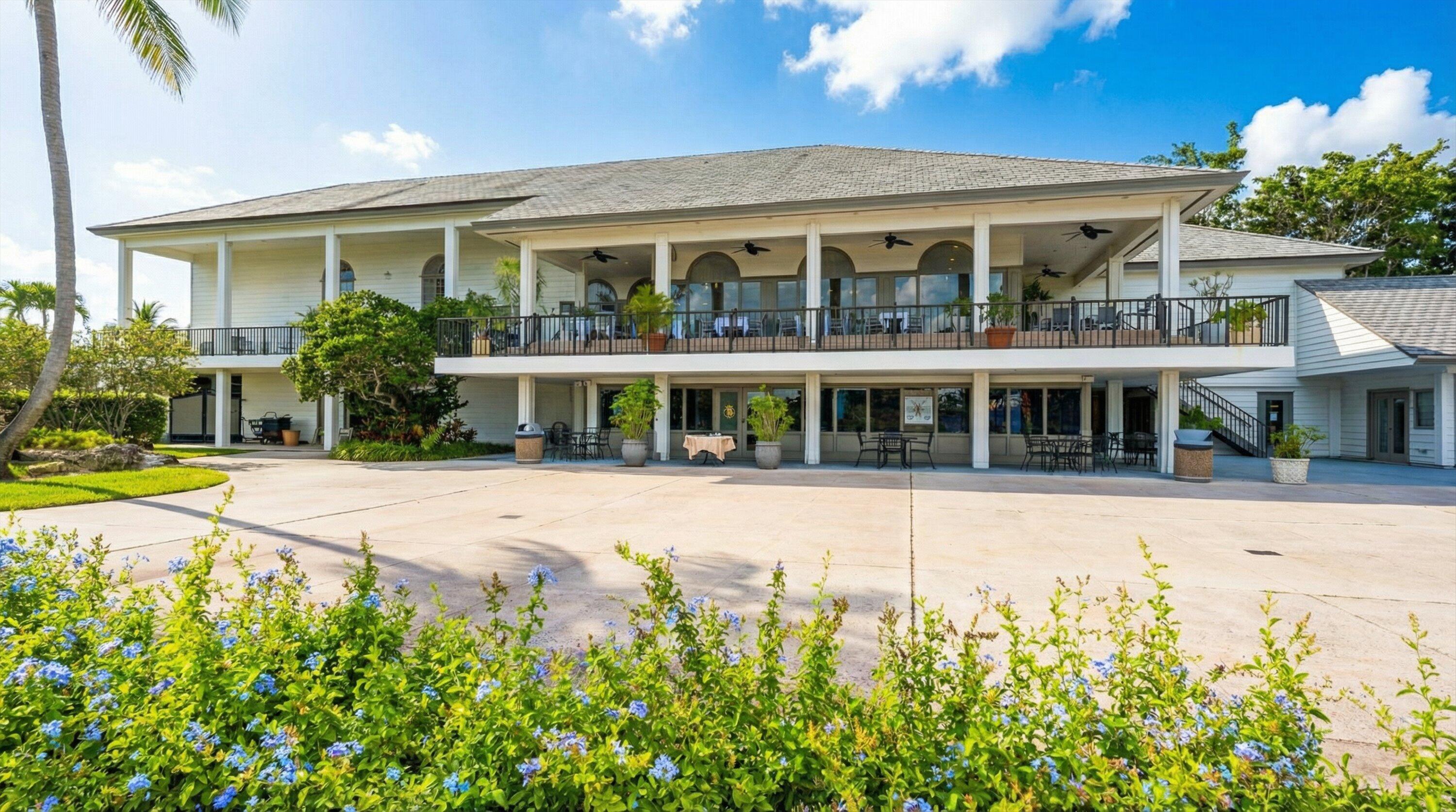 13329 Polo Club #105, Wellington FL 33414