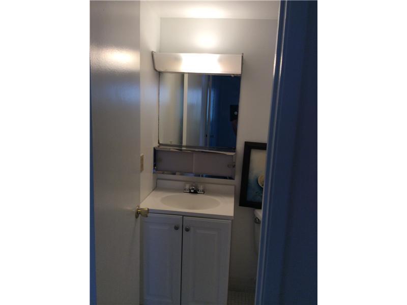 500 VILLAGE GREEN #107, Palm Springs FL 33461