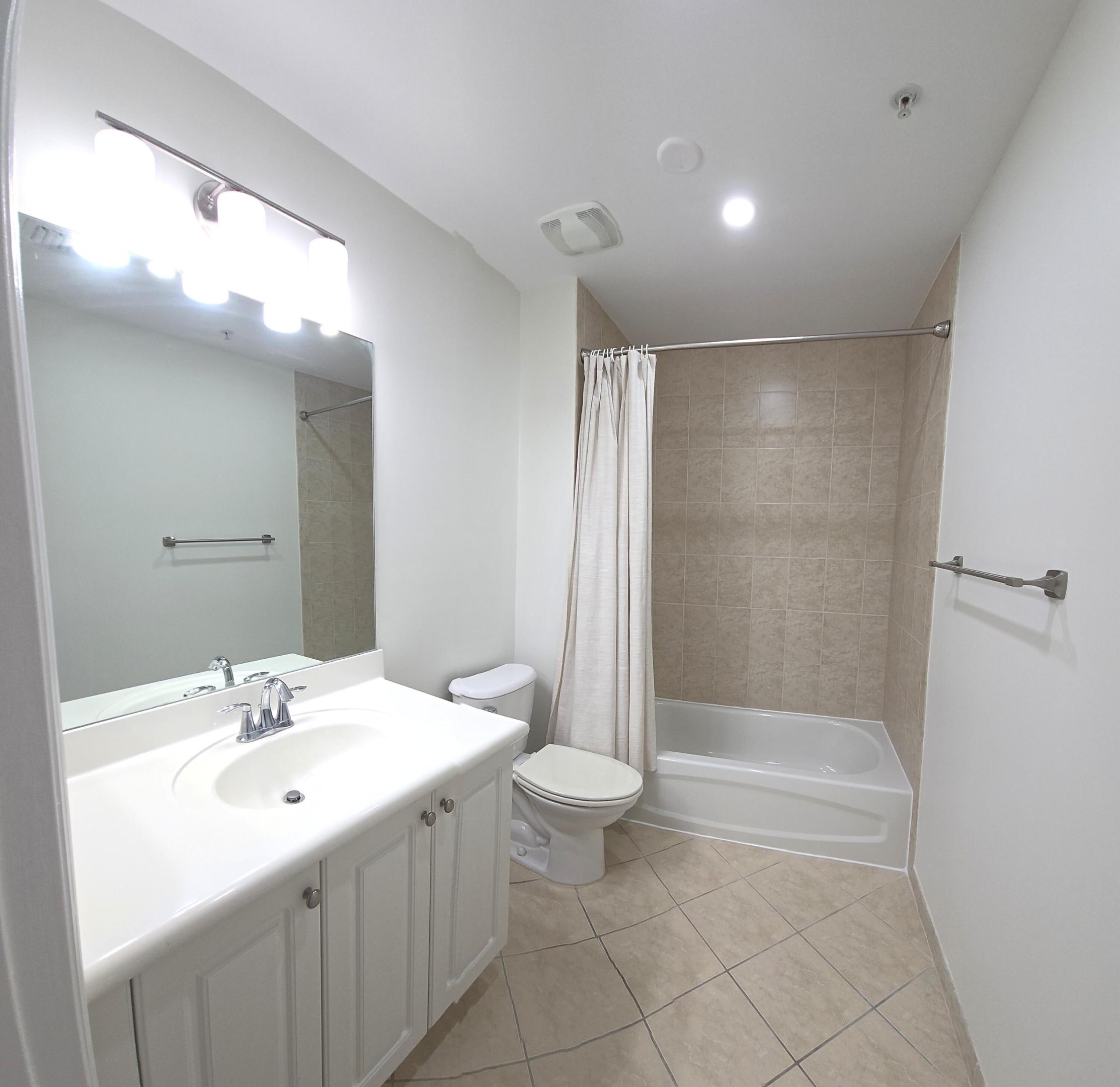 8395 SW 73RD #423, Miami FL 33143