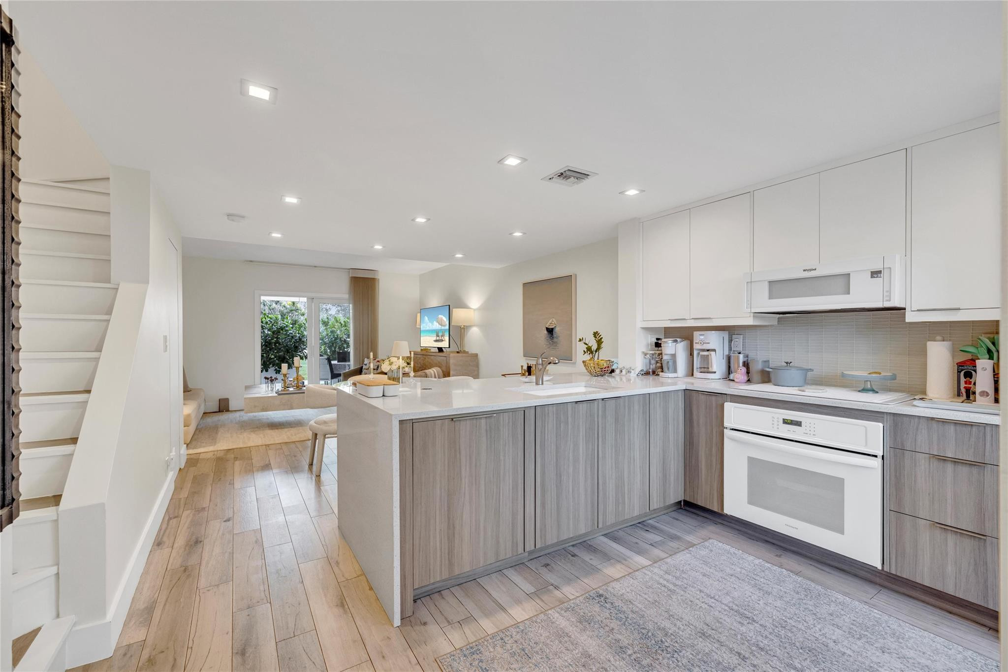1991 NE 15th, Fort Lauderdale FL 33305