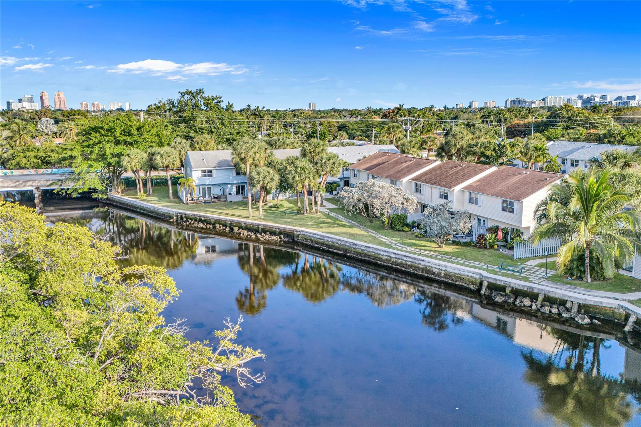 1991 NE 15th, Fort Lauderdale FL 33305