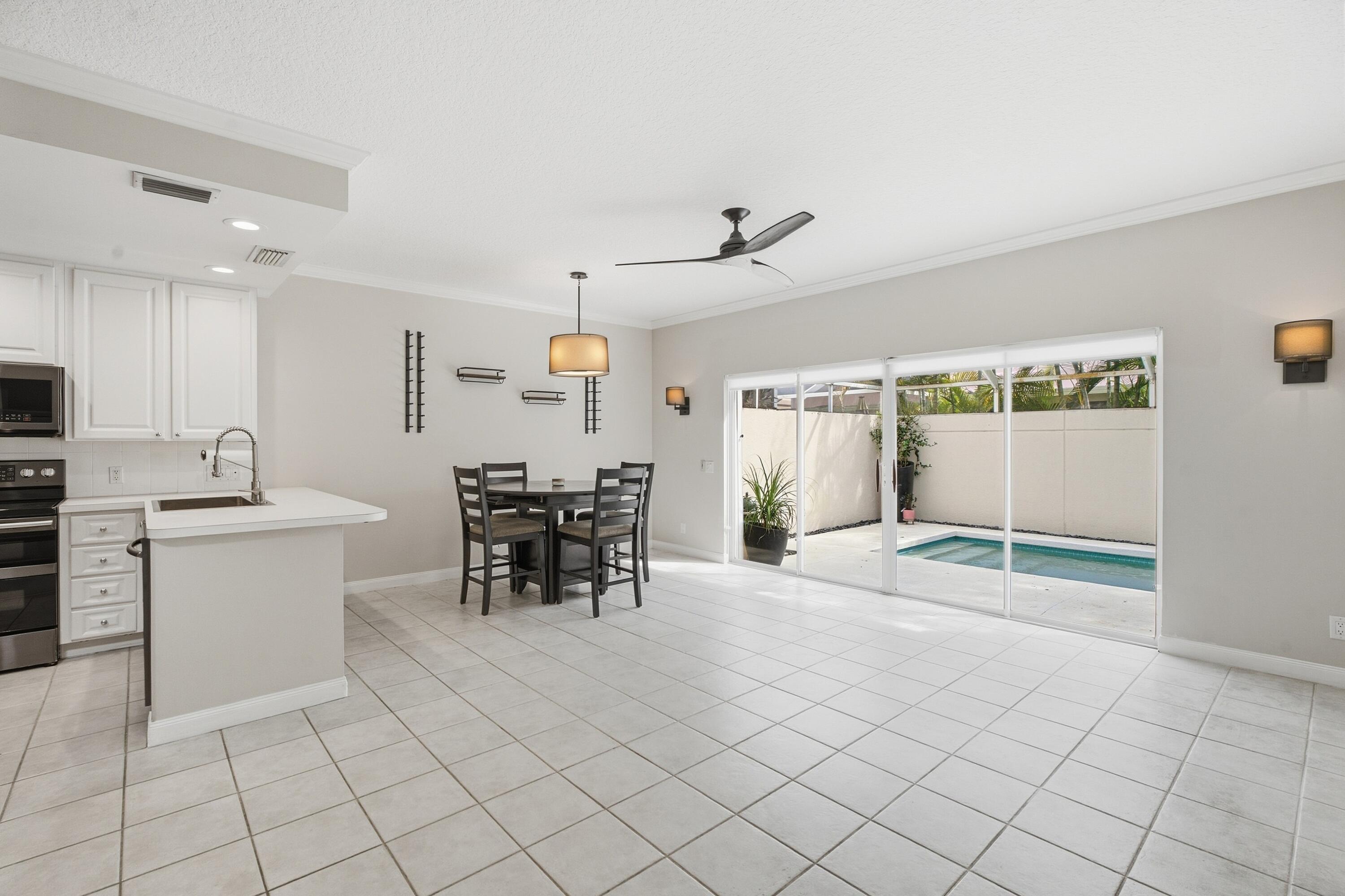 44 LIVE OAK, Tequesta FL 33469