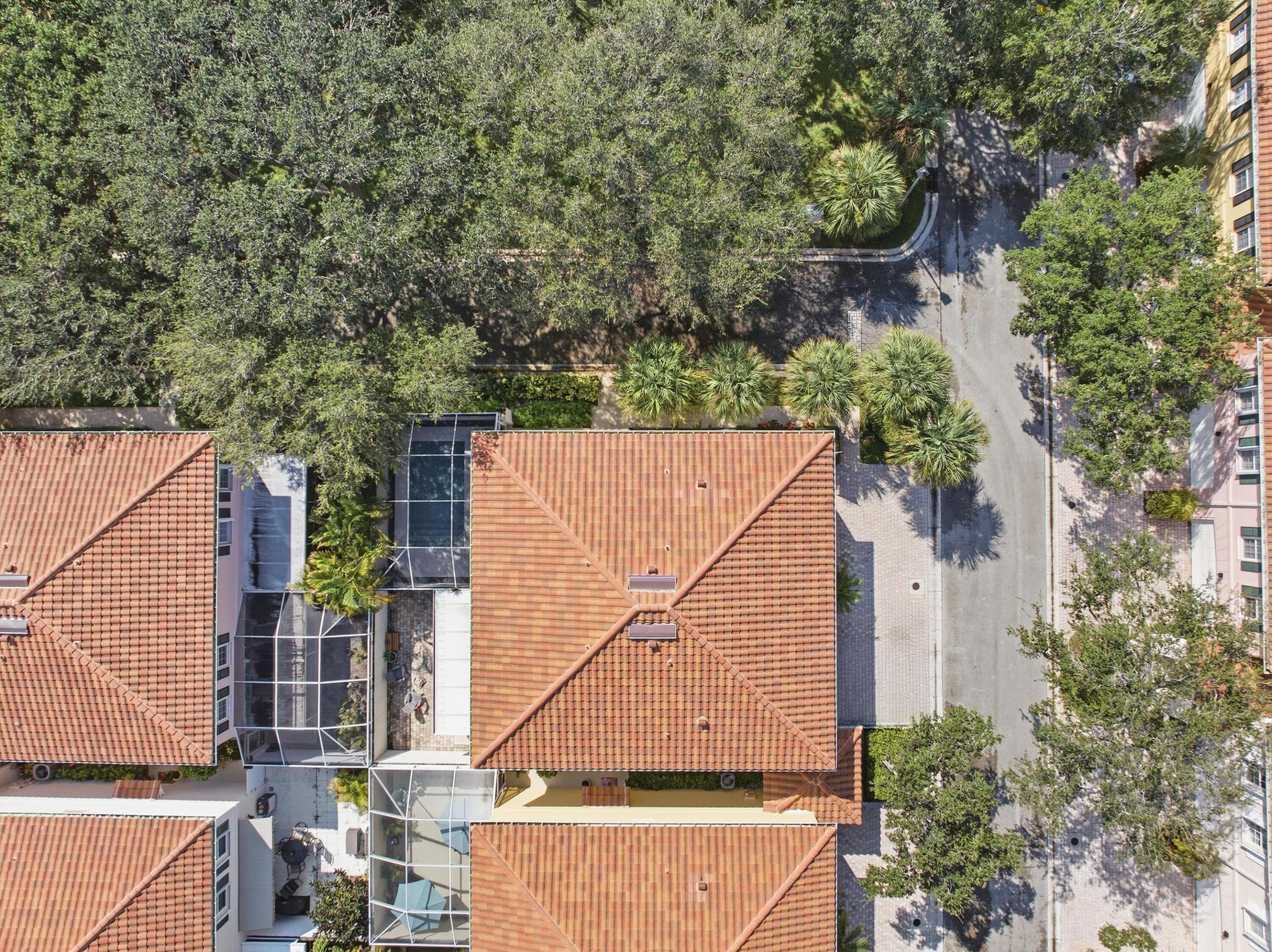 44 LIVE OAK, Tequesta FL 33469