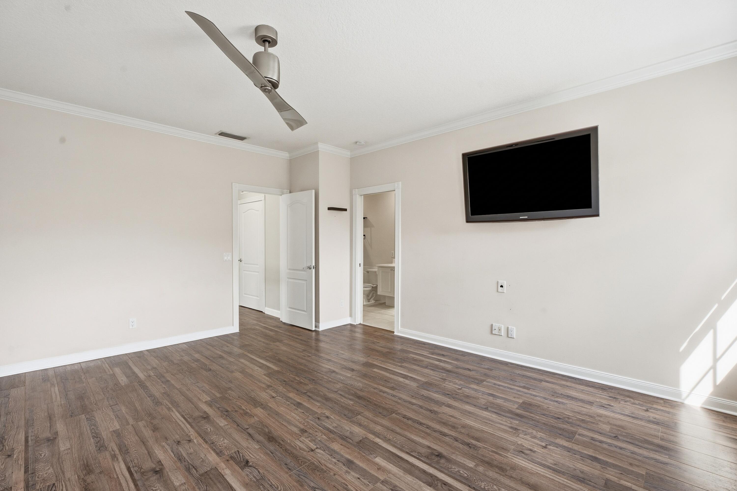 44 LIVE OAK, Tequesta FL 33469