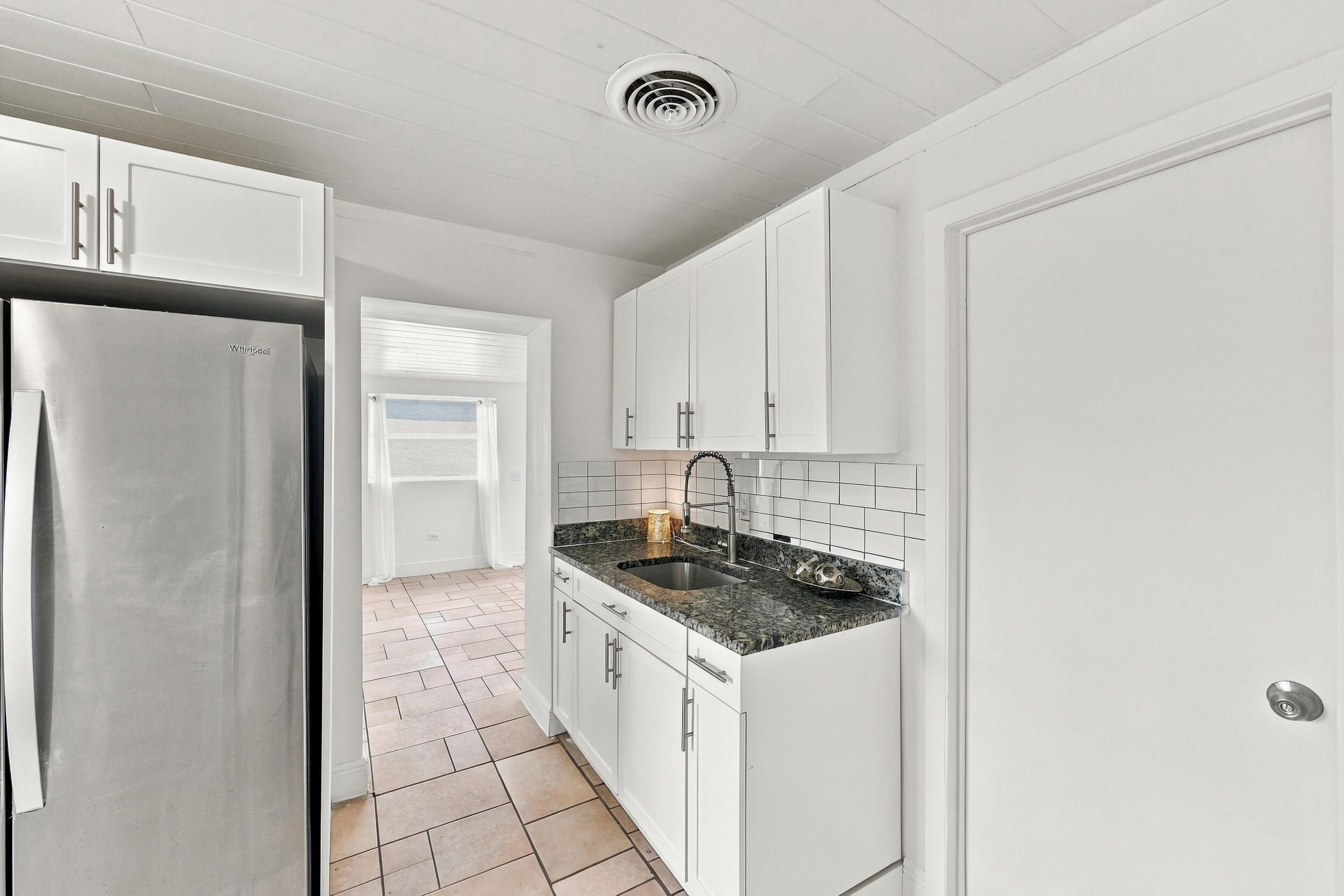 120 Pleasant #2, Palm Springs FL 33461