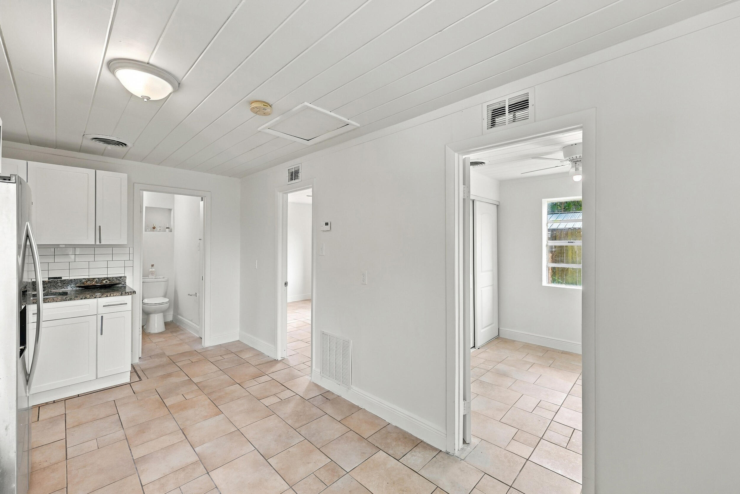 120 Pleasant #2, Palm Springs FL 33461