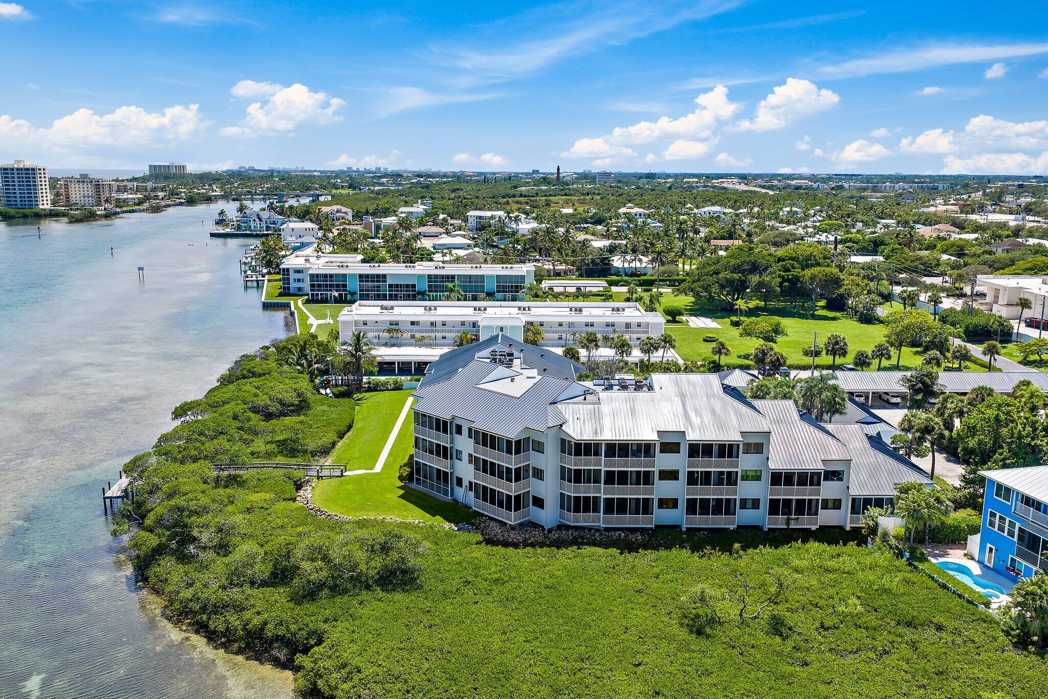 200 WATERWAY #105, Tequesta FL 33469