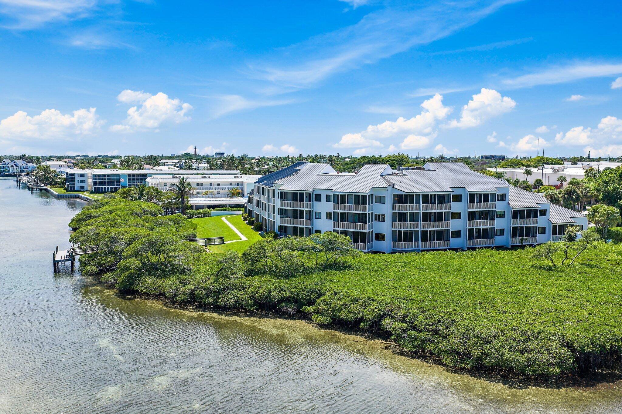 200 WATERWAY #105, Tequesta FL 33469