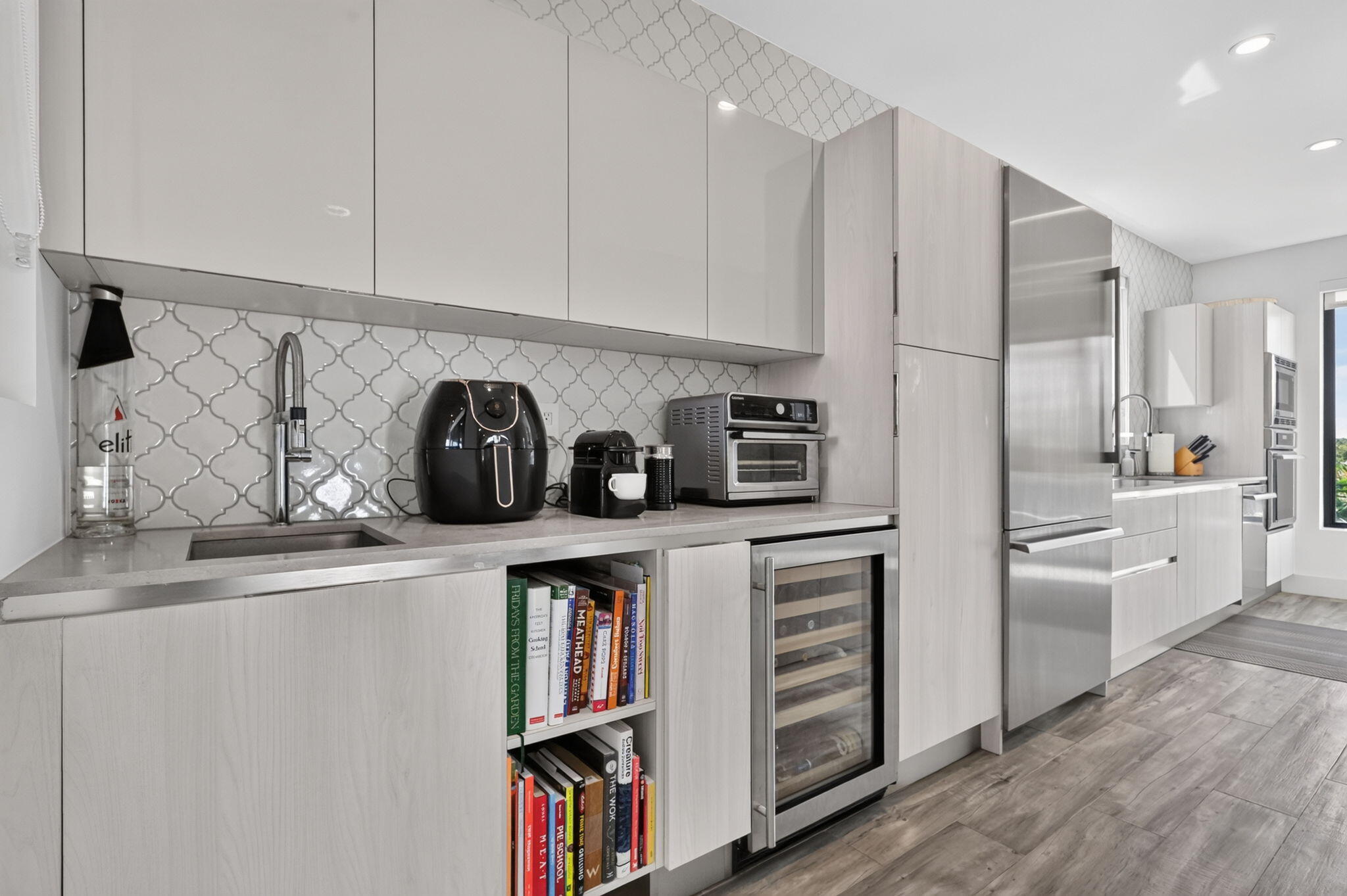 336 Balboa, Hollywood FL 33019