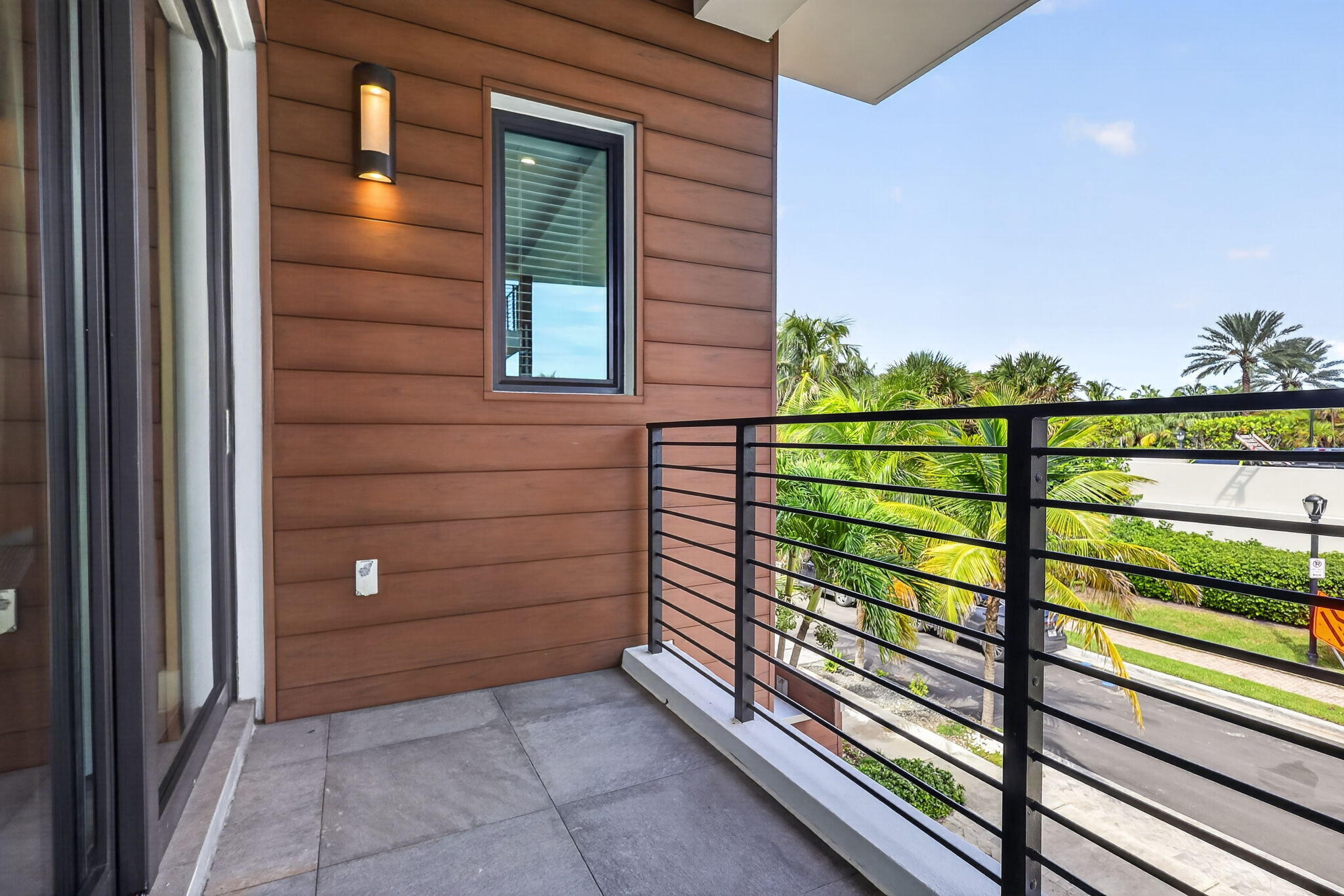 336 Balboa, Hollywood FL 33019