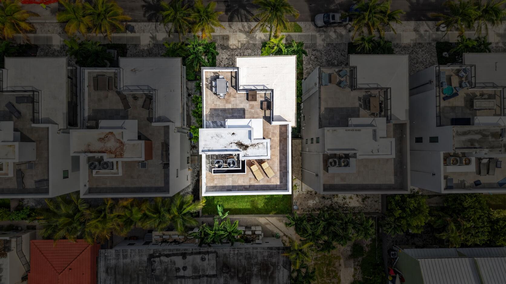 336 Balboa, Hollywood FL 33019