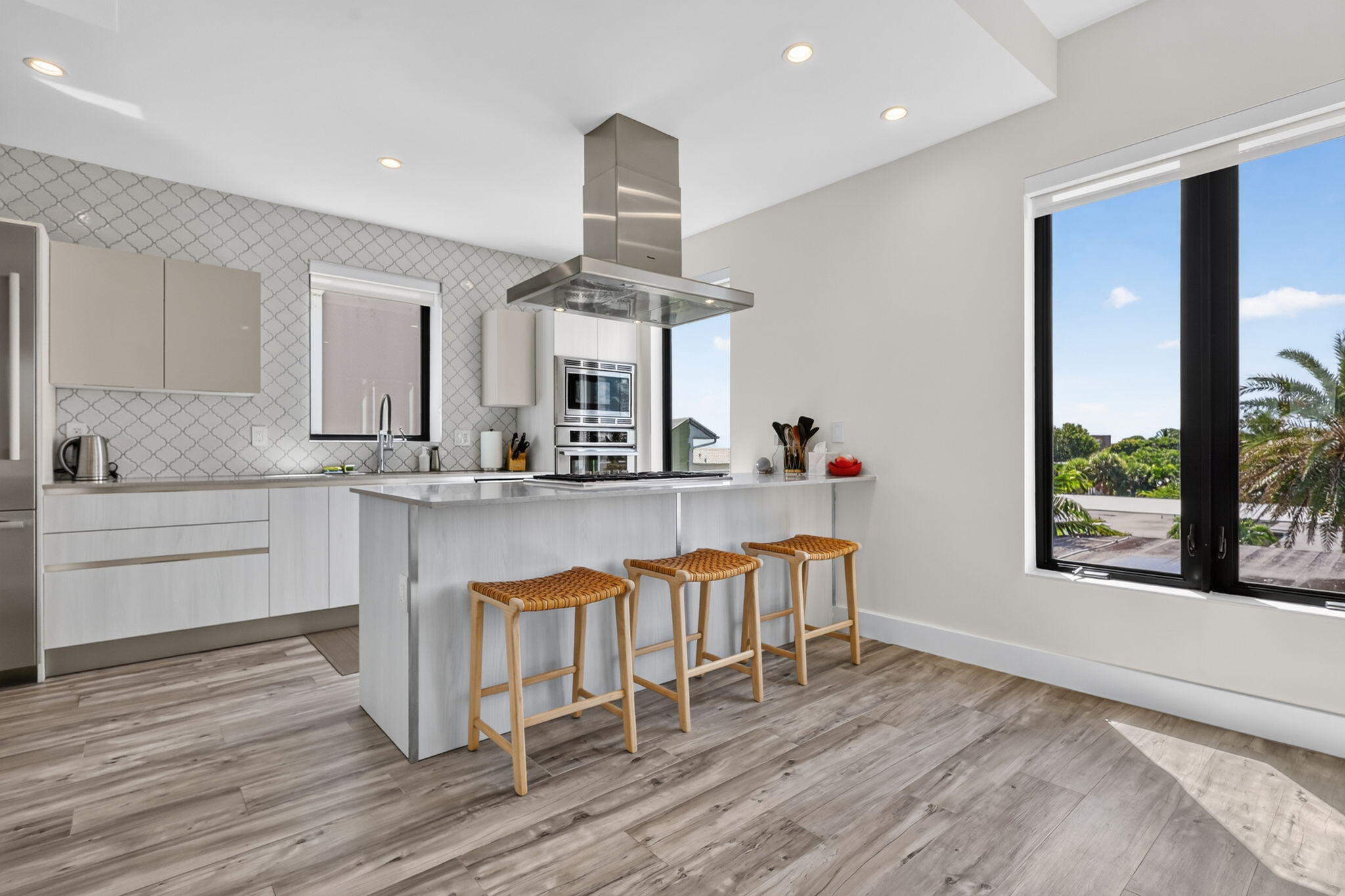 336 Balboa, Hollywood FL 33019