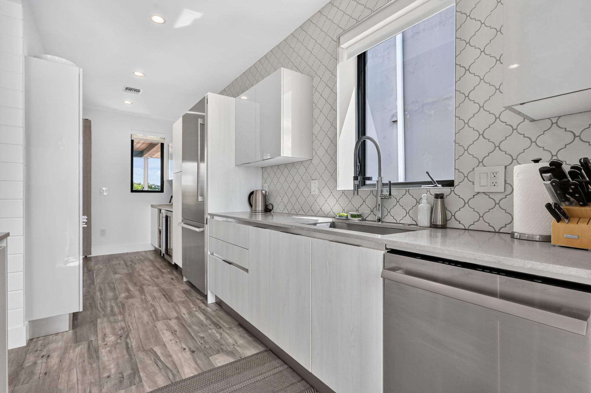 336 Balboa, Hollywood FL 33019