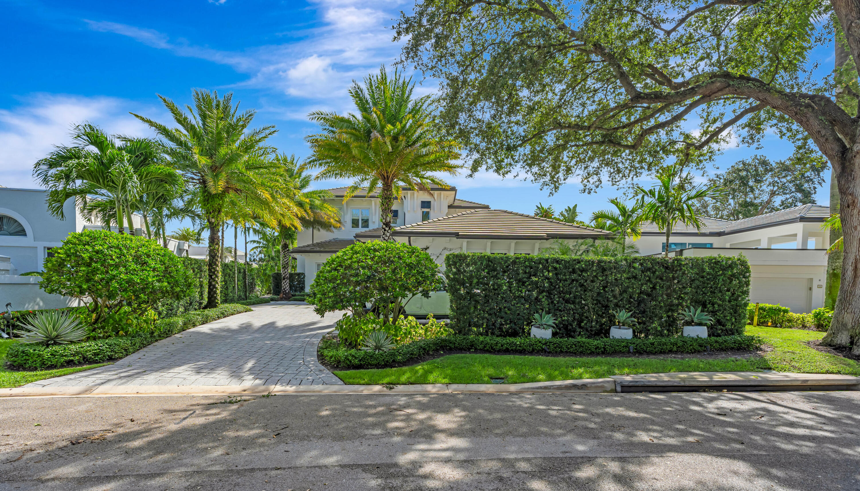 130 Waters Edge, Jupiter FL 33477