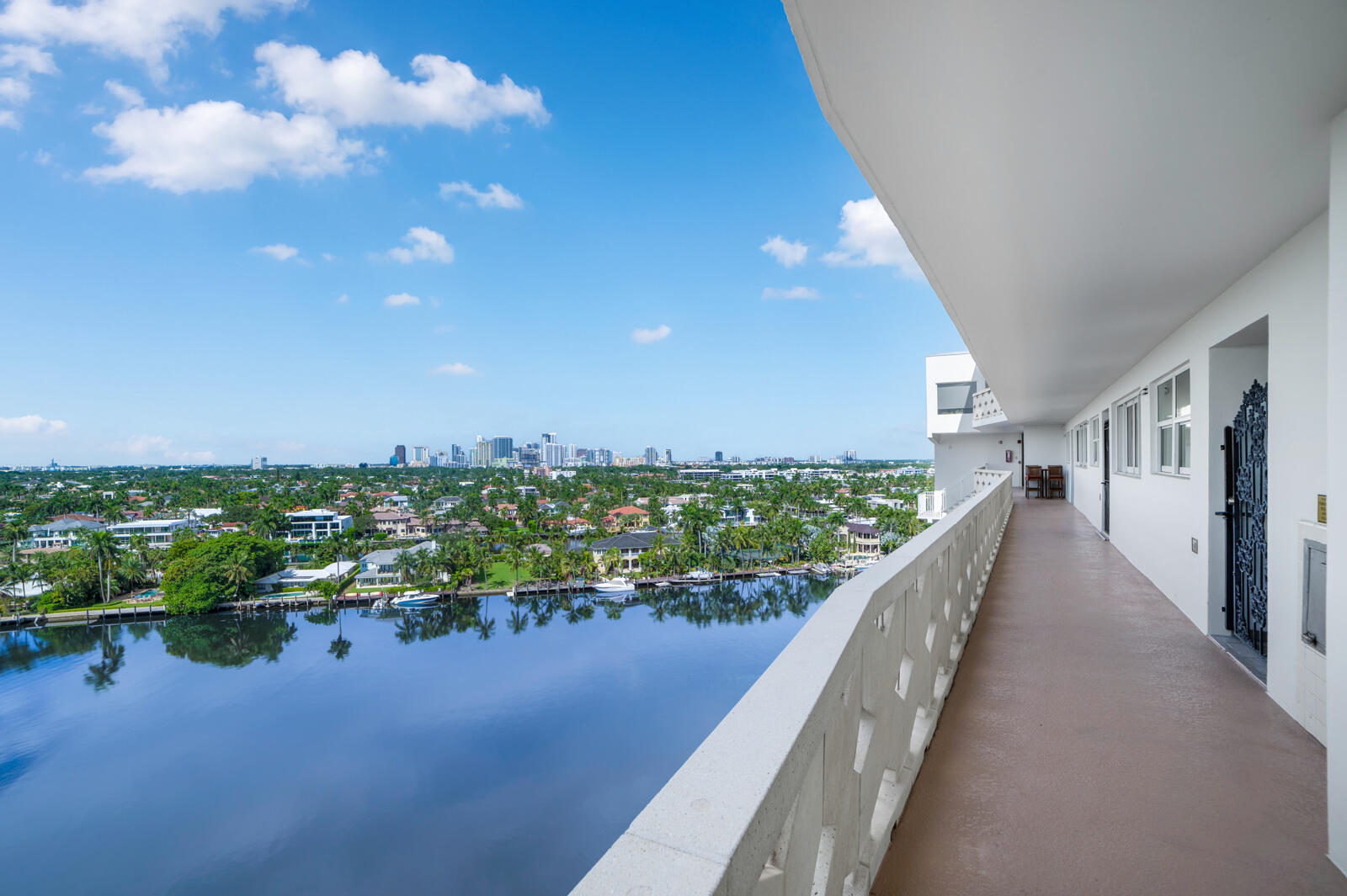 333 Sunset #1005, Fort Lauderdale FL 33301