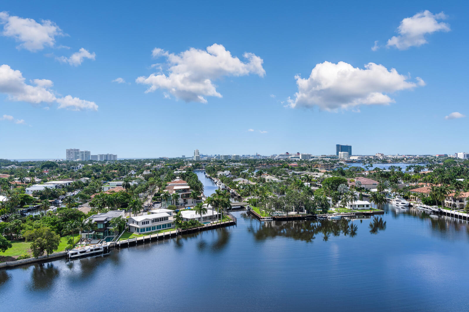 333 Sunset #1005, Fort Lauderdale FL 33301