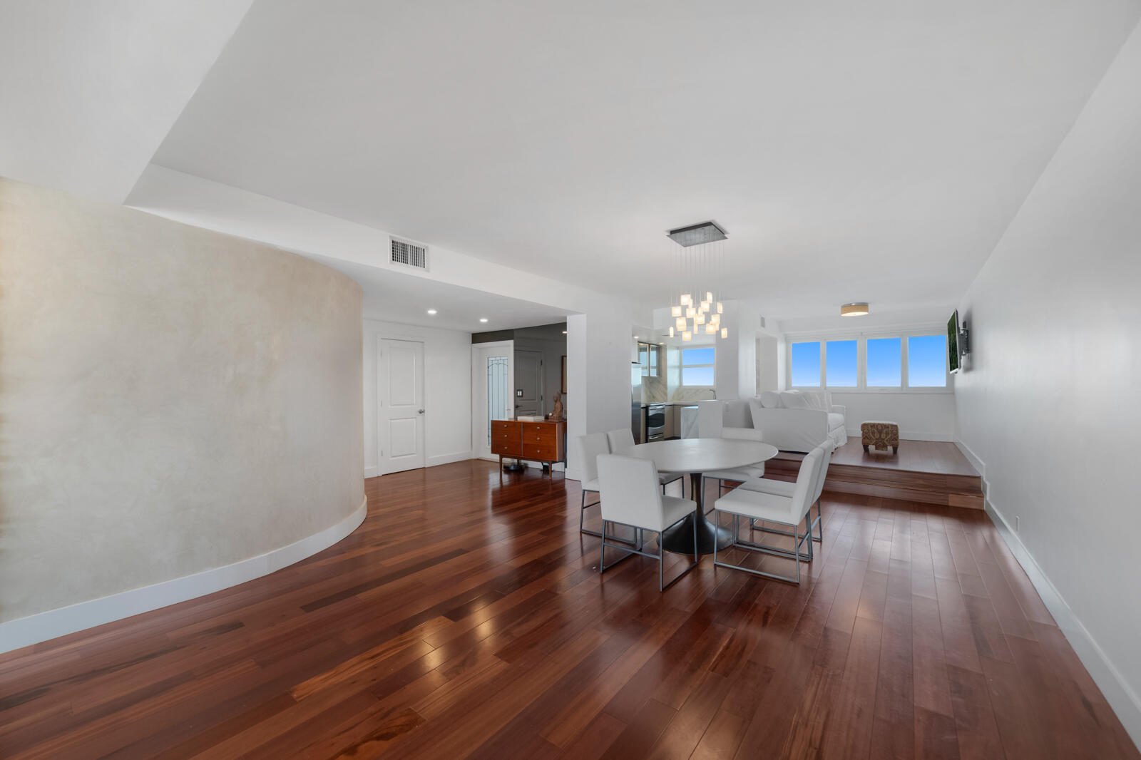 333 Sunset #1005, Fort Lauderdale FL 33301