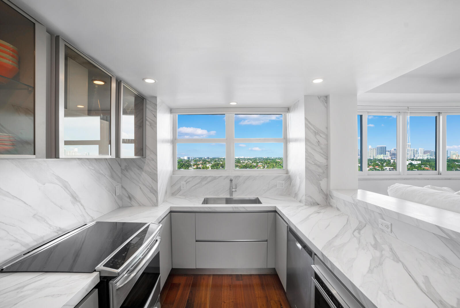 333 Sunset #1005, Fort Lauderdale FL 33301
