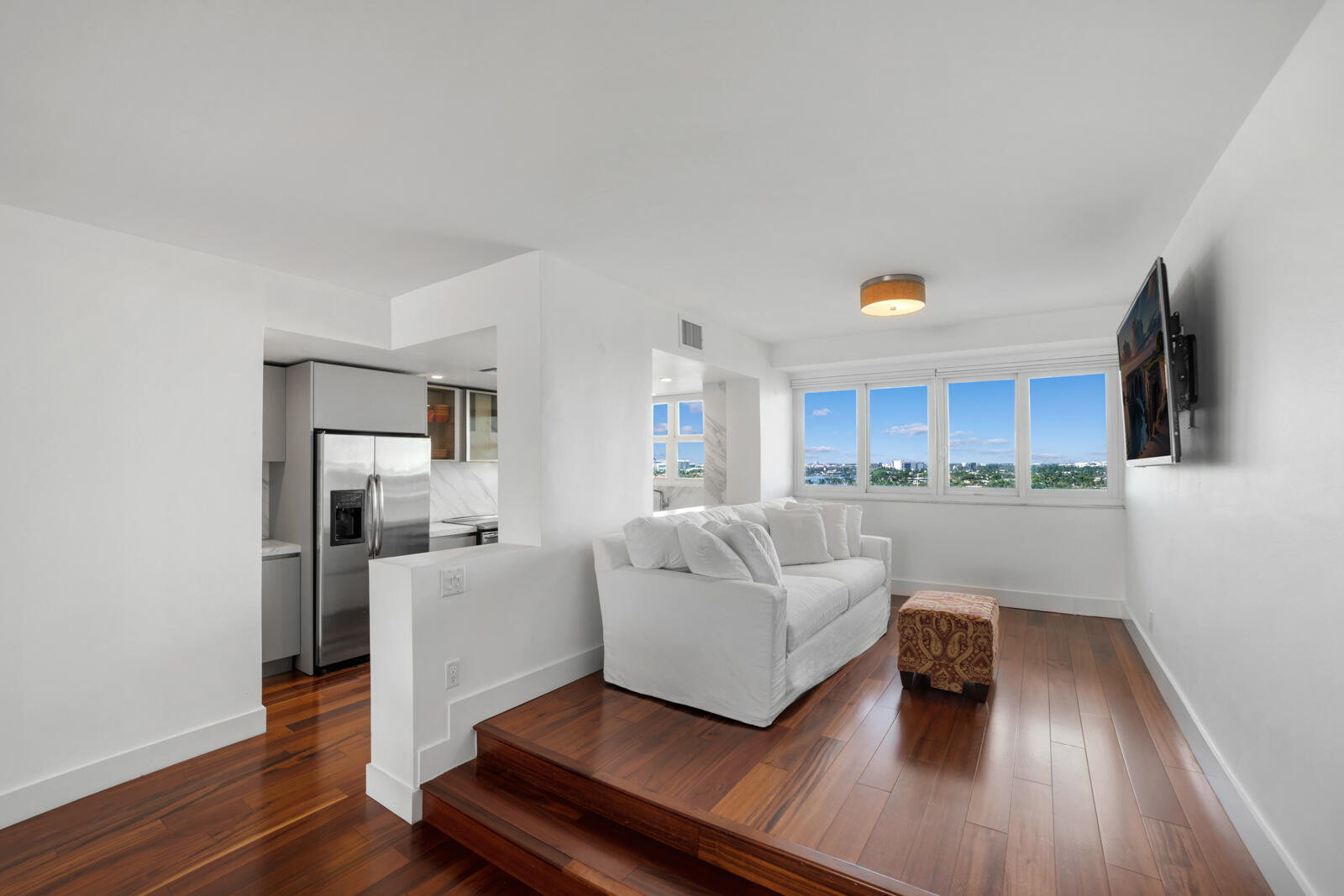 333 Sunset #1005, Fort Lauderdale FL 33301