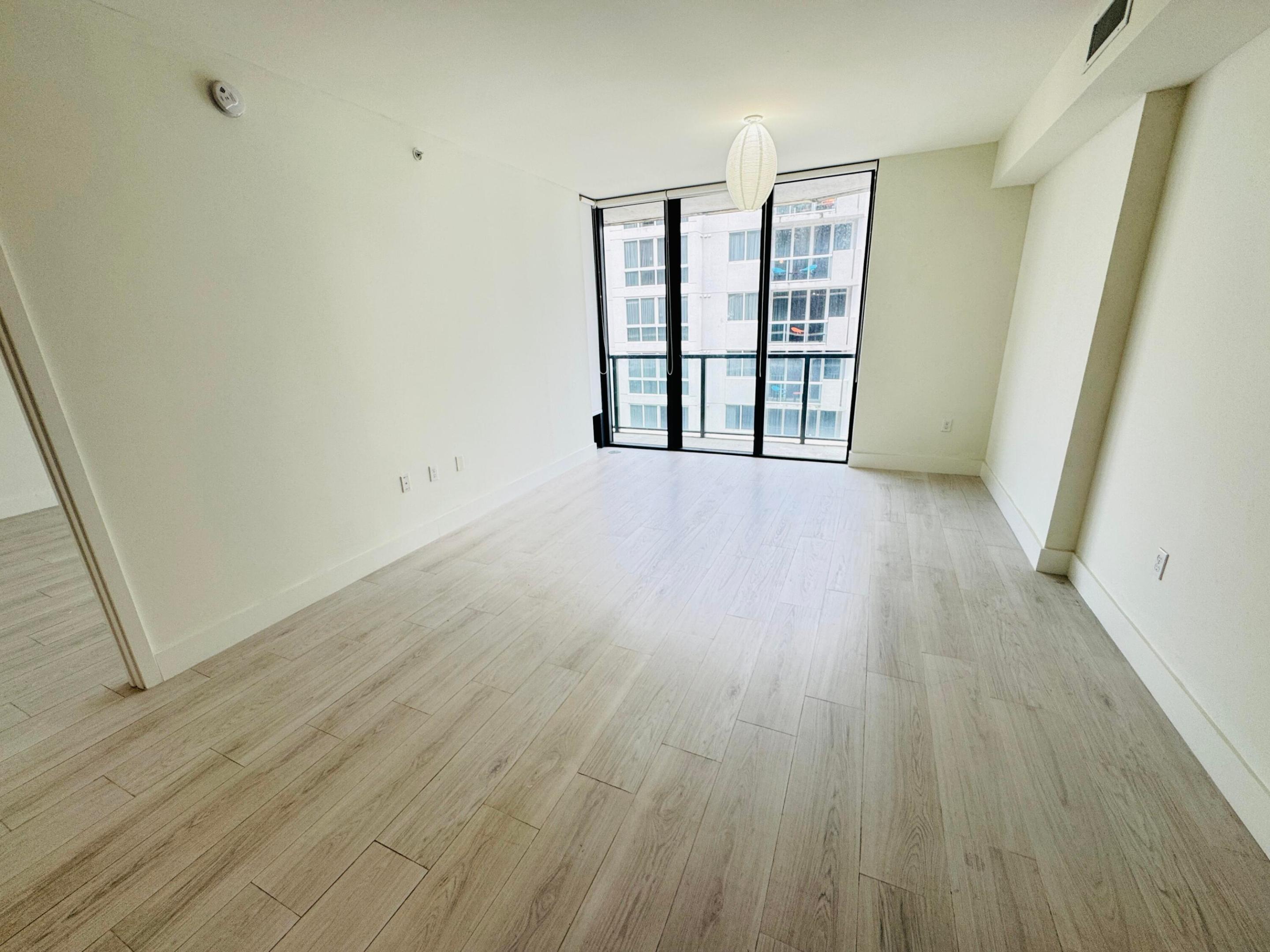 201 SW 17TH #603, Miami FL 33129