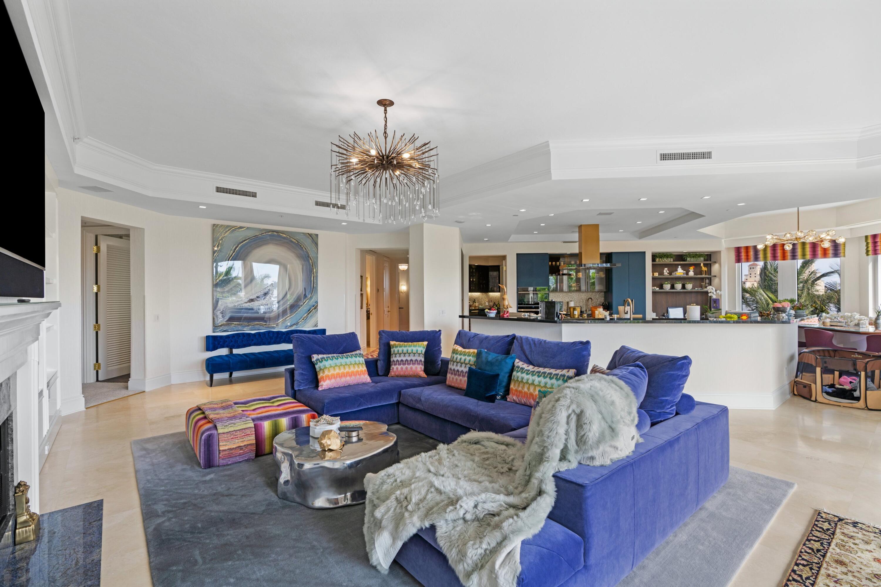 622 N Flagler #204, West Palm Beach FL 33401