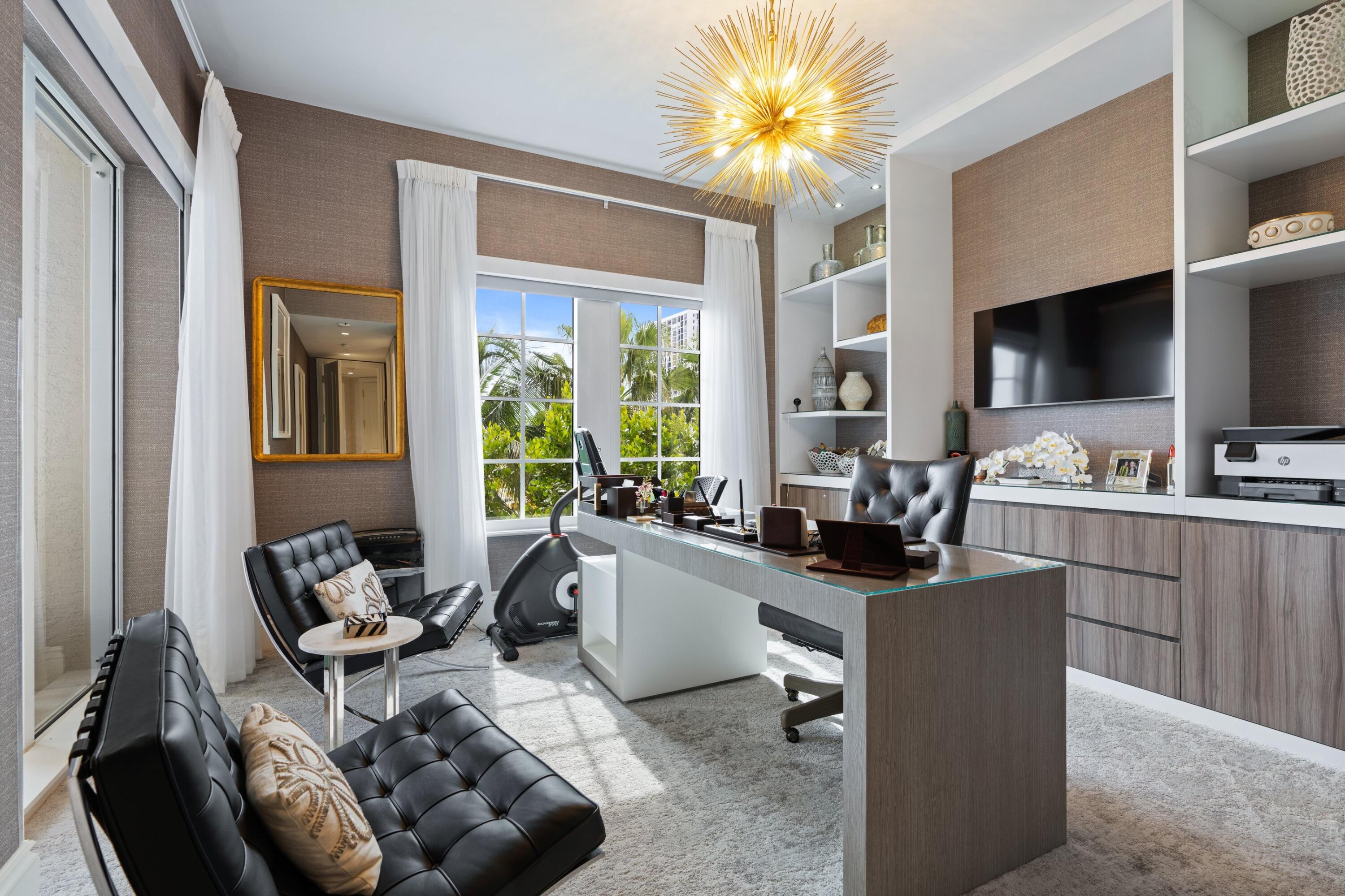 622 N Flagler #204, West Palm Beach FL 33401
