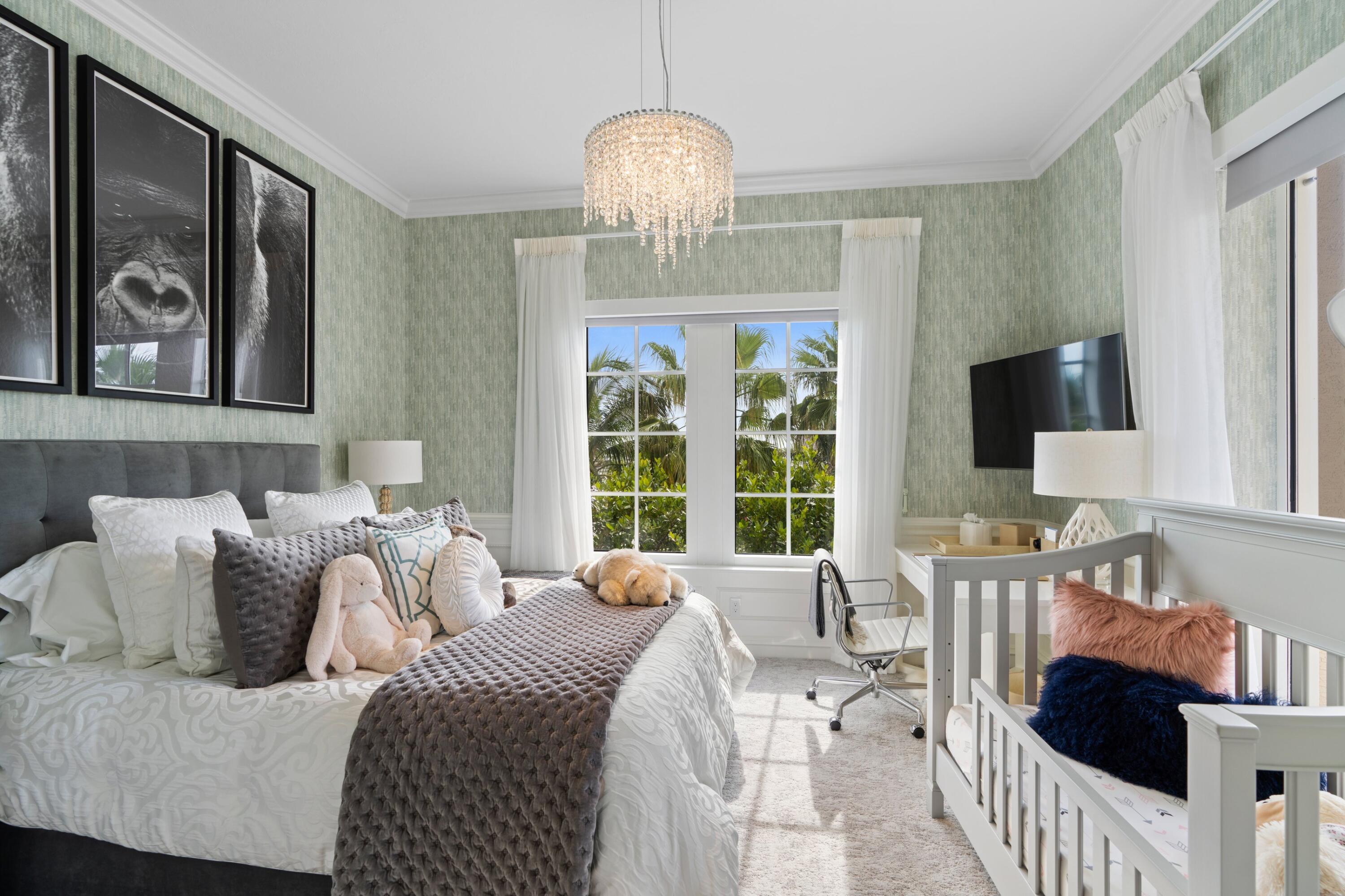 622 N Flagler #204, West Palm Beach FL 33401