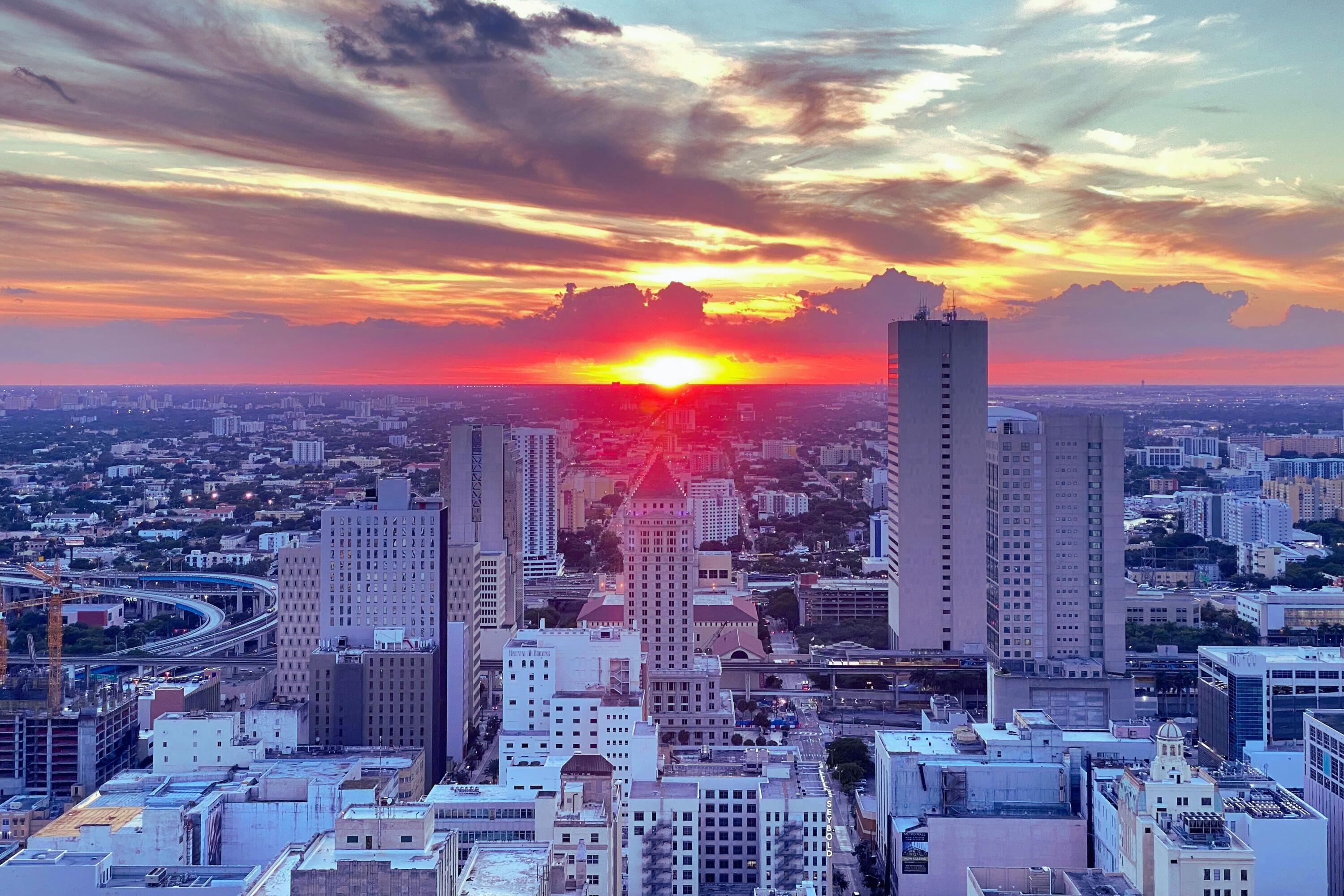 50 Biscayne #4503, Miami FL 33132