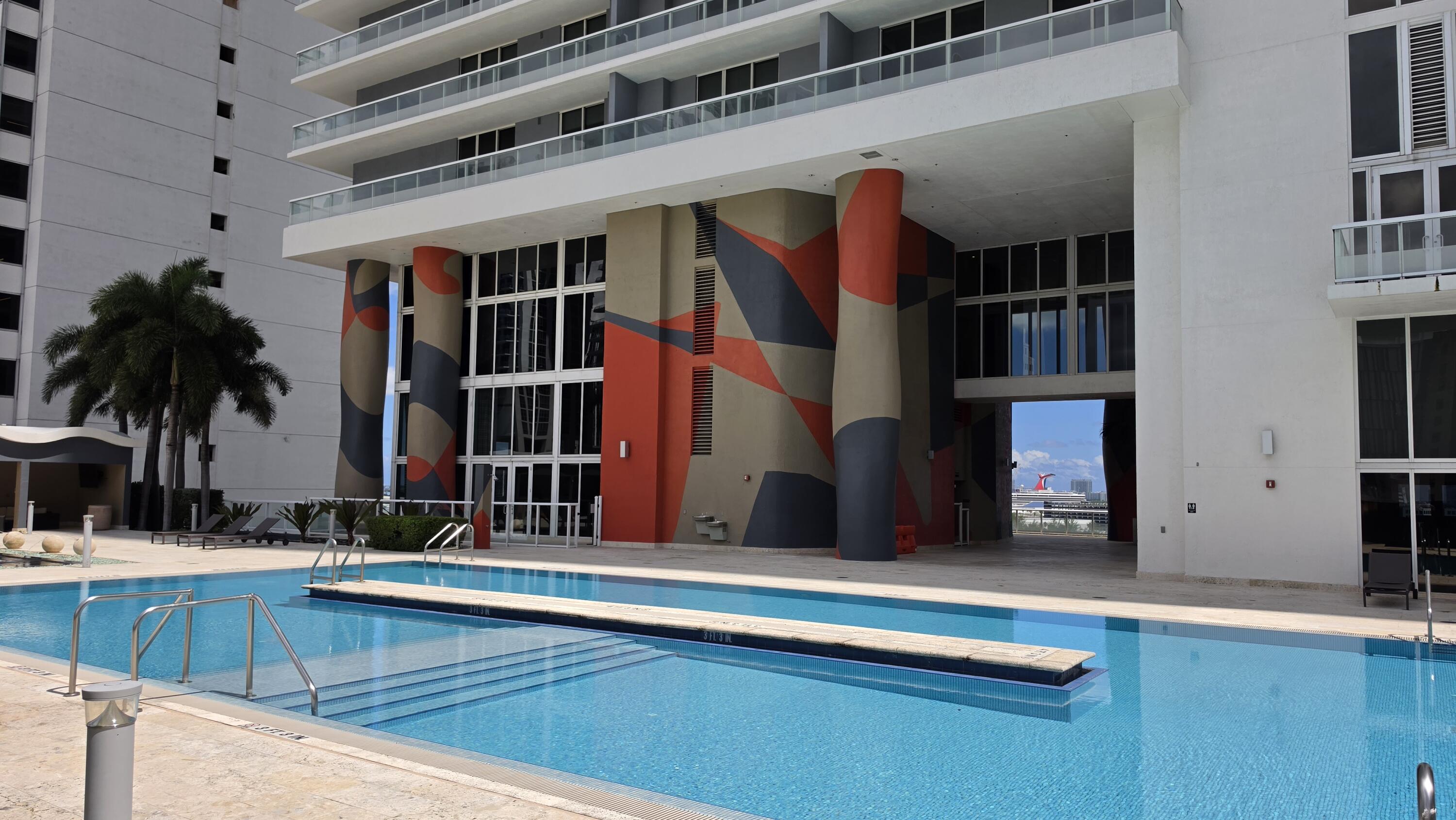 50 Biscayne #4503, Miami FL 33132