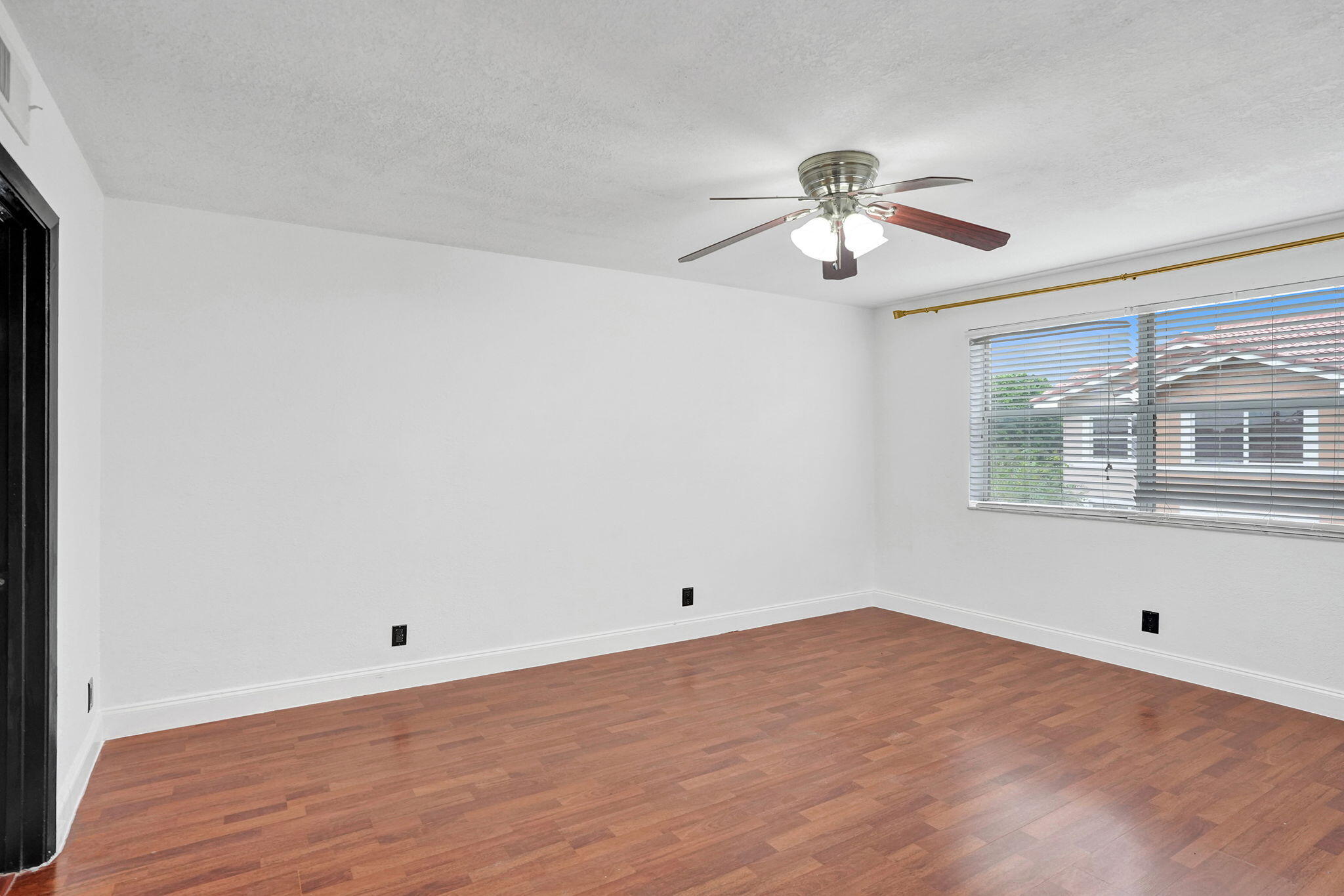 8761 Wiles #301, Coral Springs FL 33067