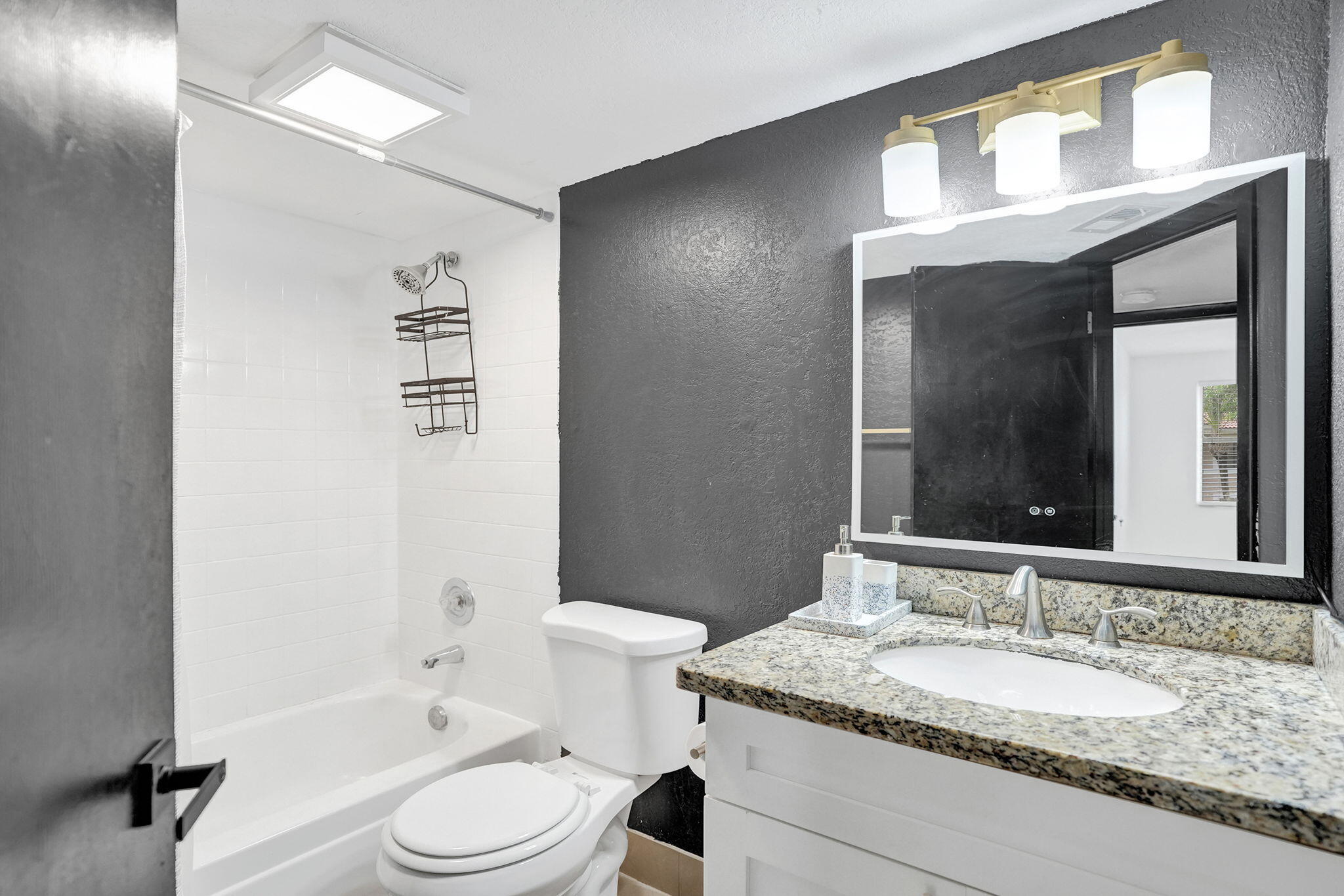 8761 Wiles #301, Coral Springs FL 33067