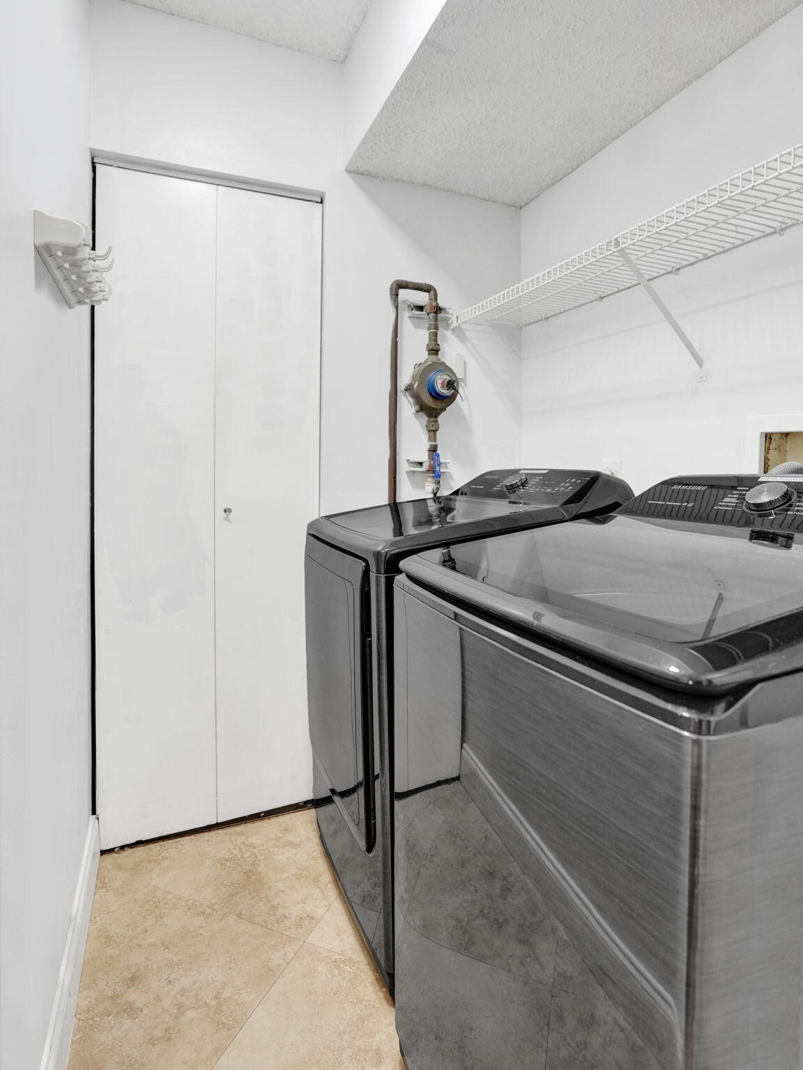 8761 Wiles #301, Coral Springs FL 33067