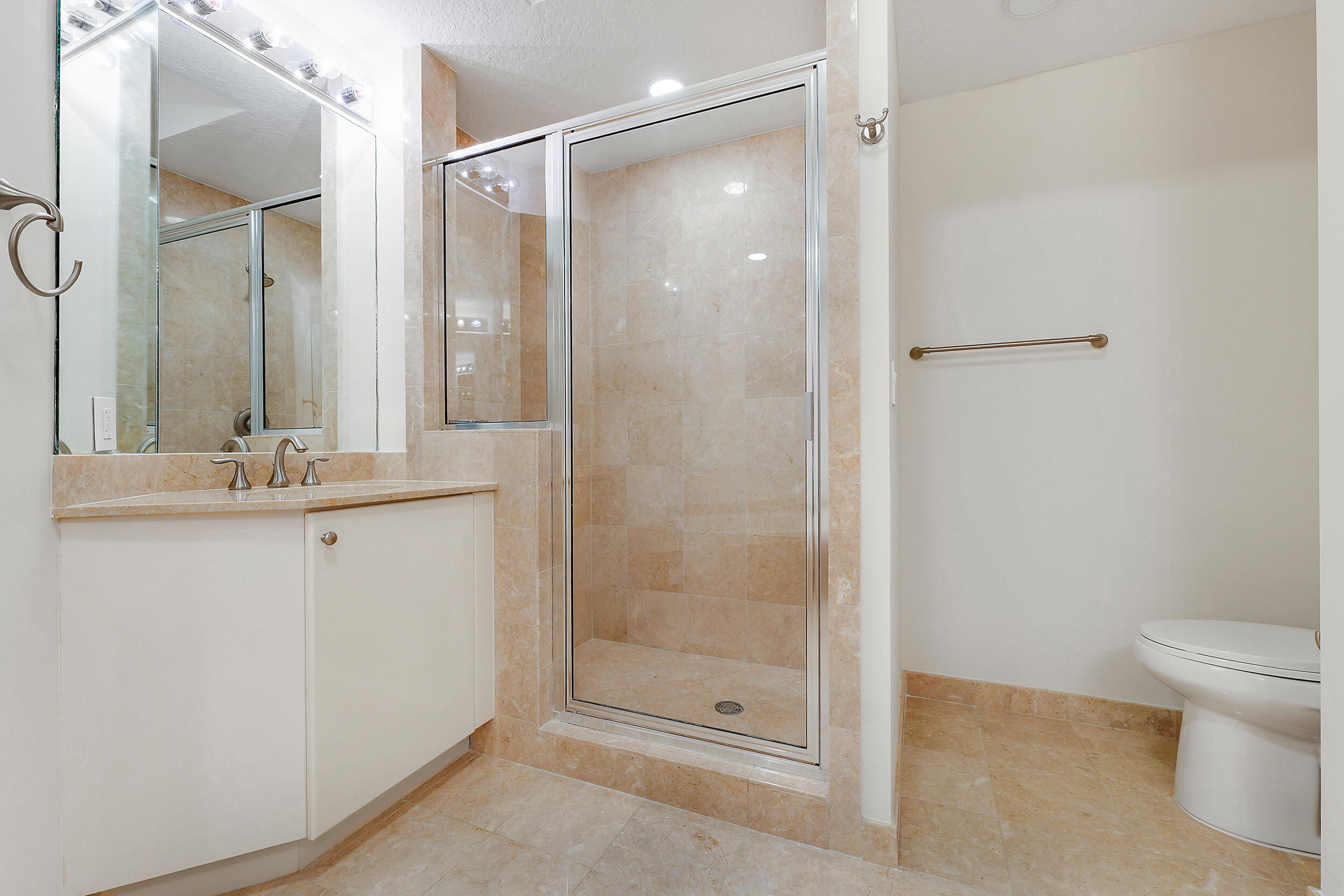 701 S OLIVE #1004, West Palm Beach FL 33401