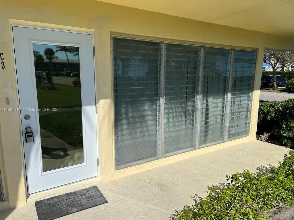 2755 NE 28th #C3, Lighthouse Point FL 33064