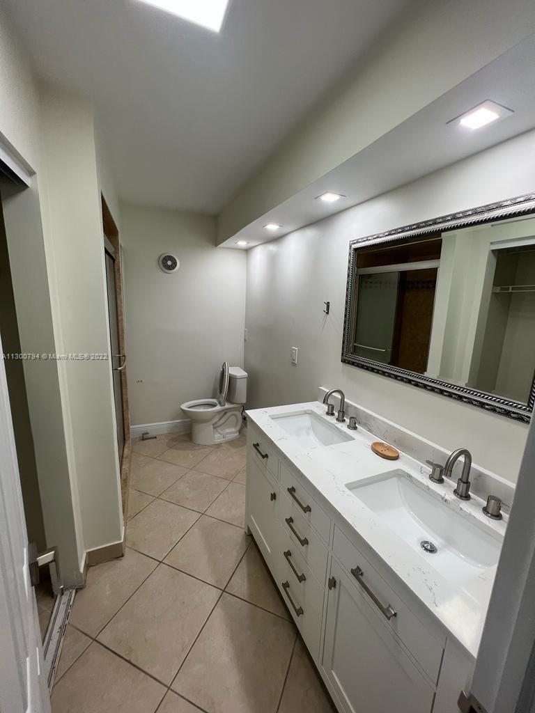 2755 NE 28th #C3, Lighthouse Point FL 33064