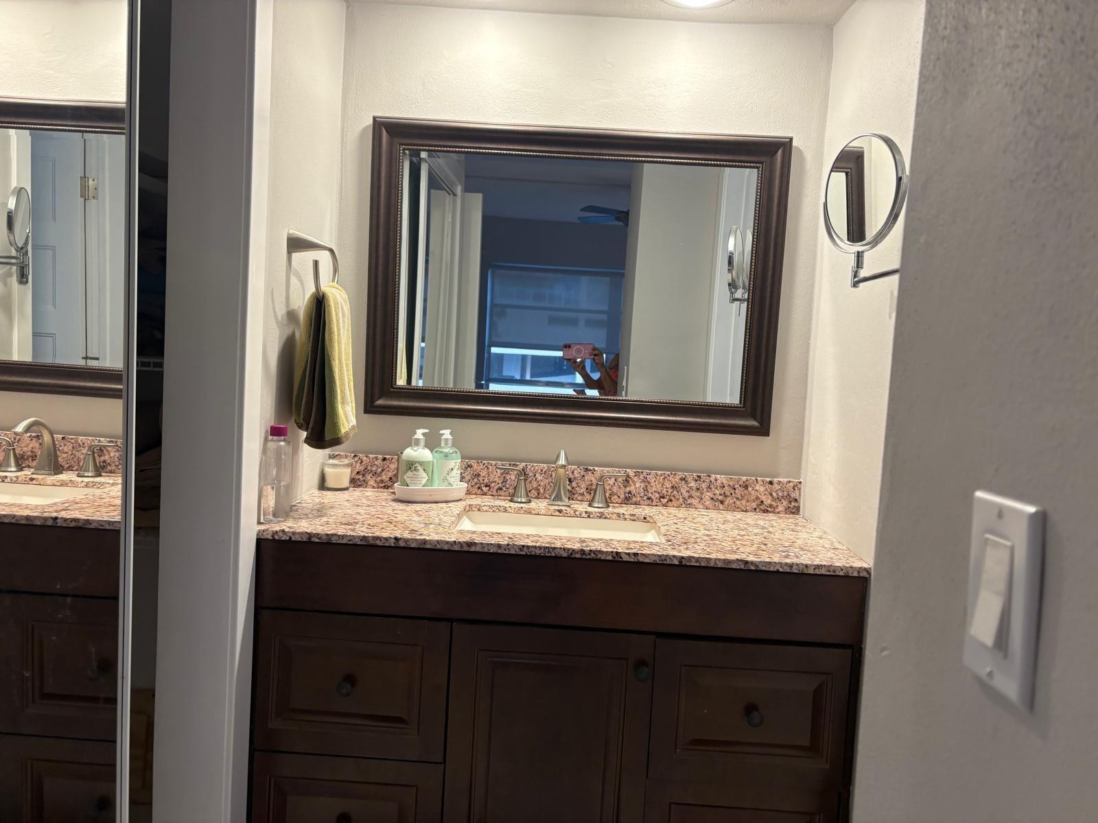 450 PARADISE ISLE #201, Hallandale Beach FL 33009