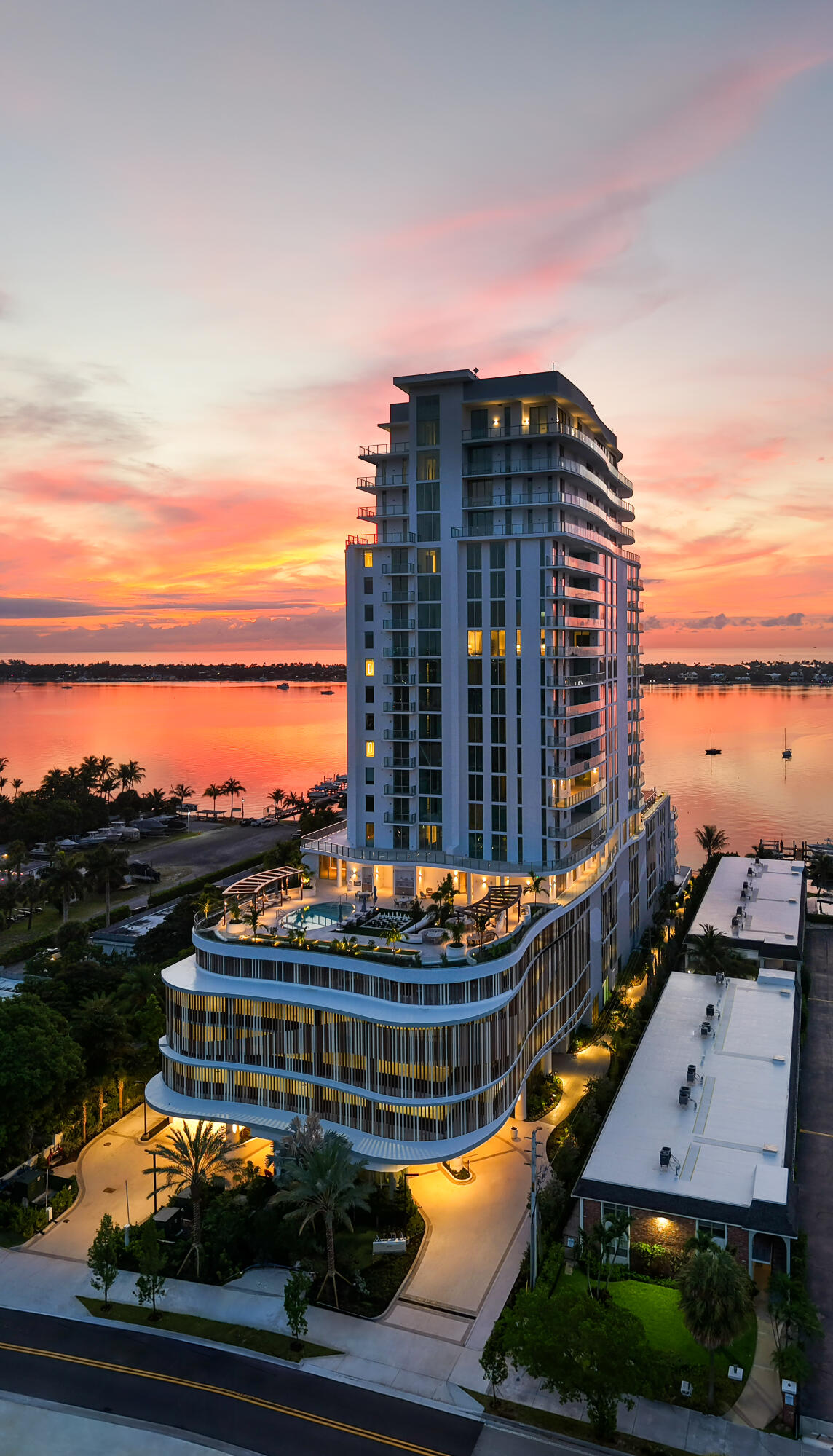 4714 N Flagler #901, West Palm Beach FL 33407