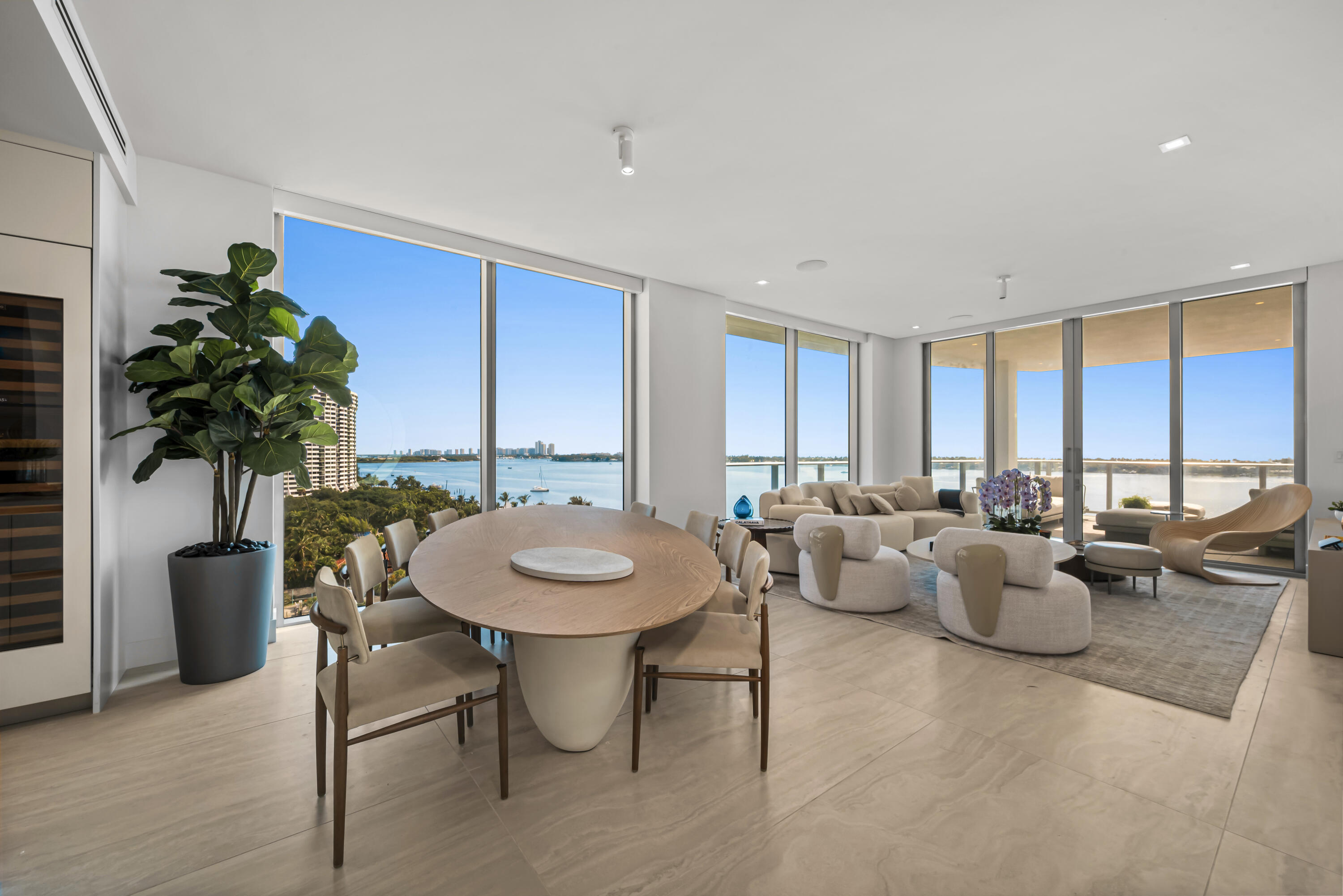 4714 N Flagler #901, West Palm Beach FL 33407