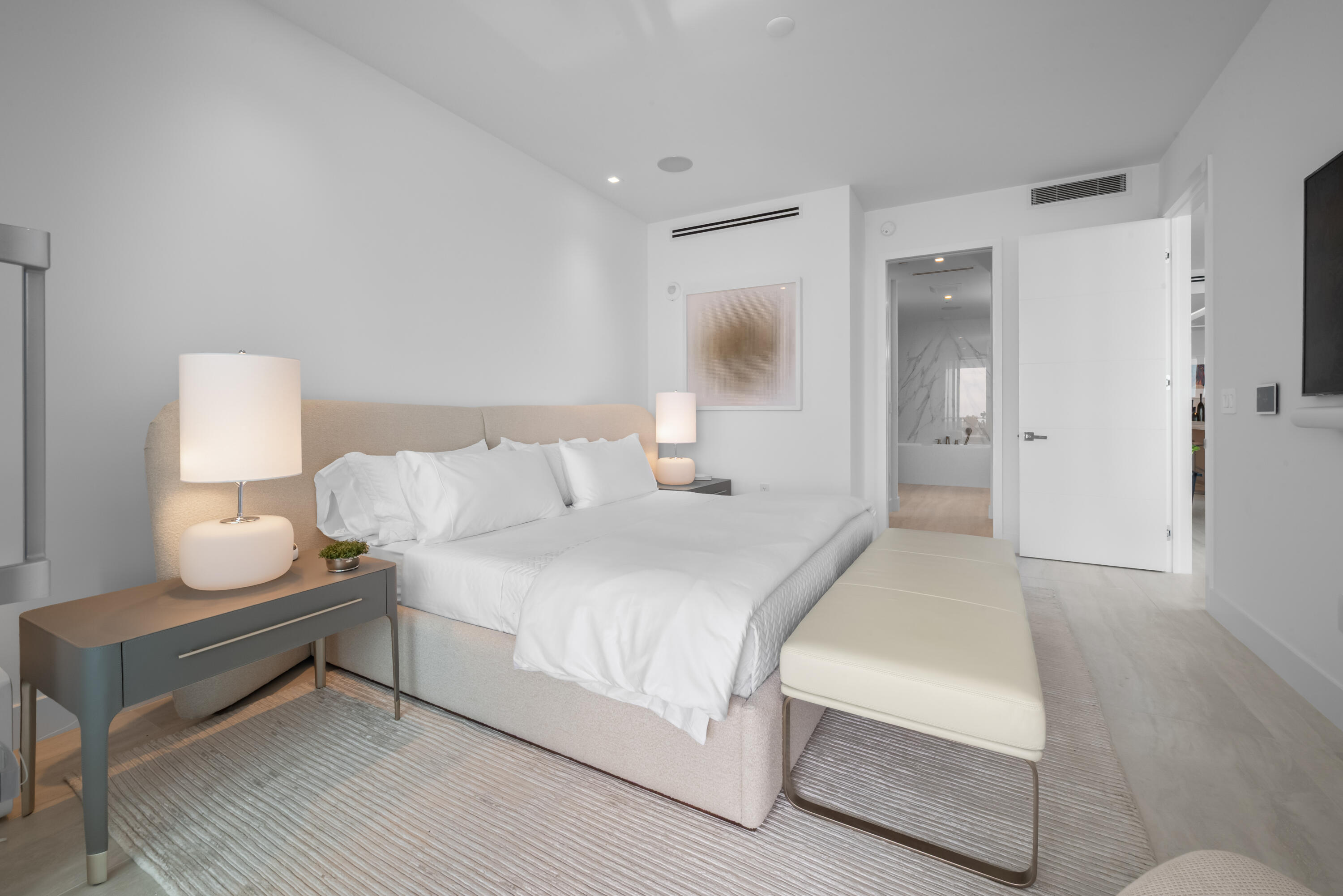 4714 N Flagler #901, West Palm Beach FL 33407