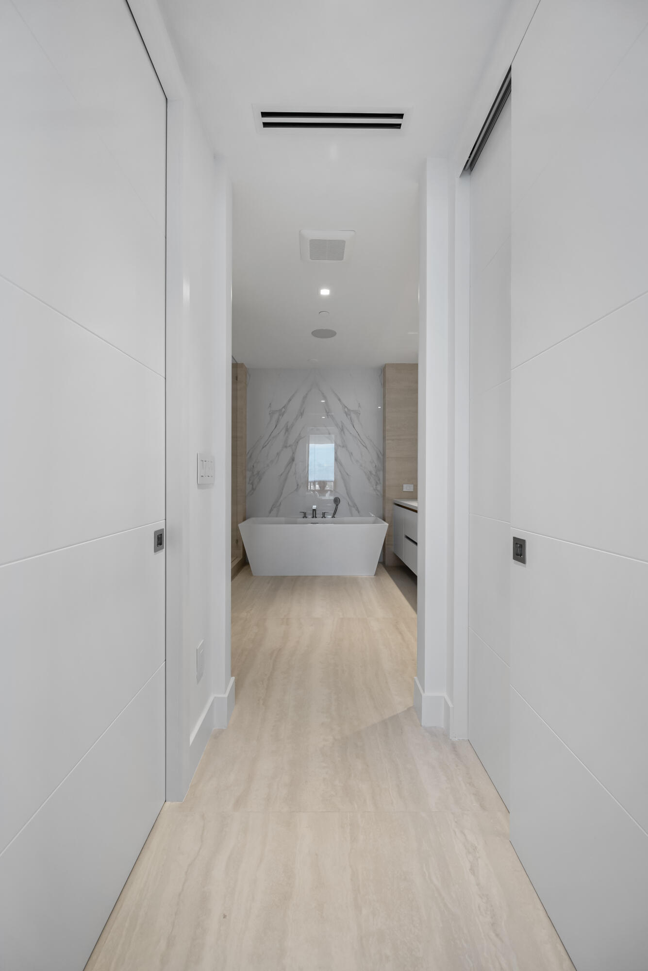 4714 N Flagler #901, West Palm Beach FL 33407